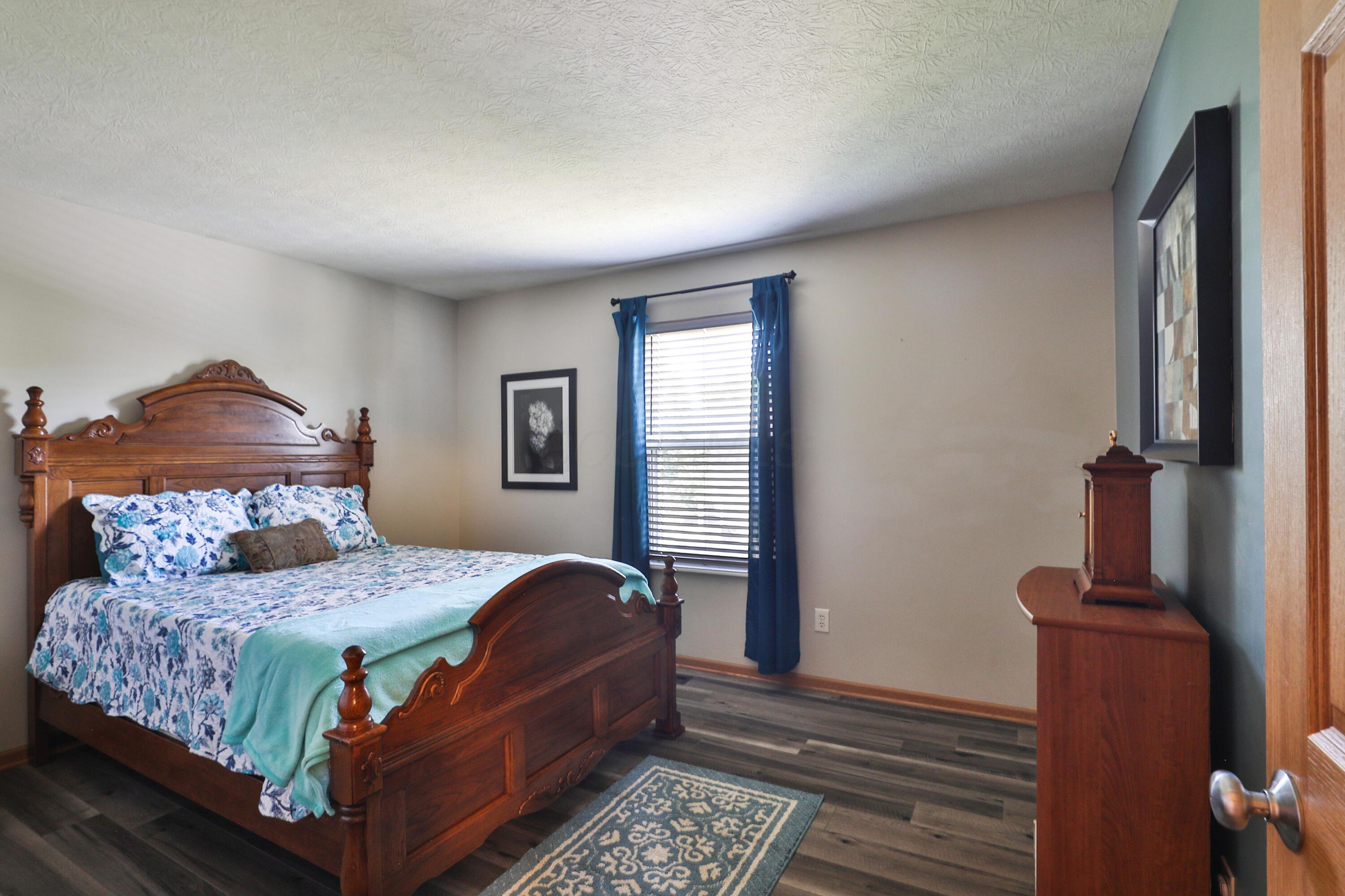 5092 Maple Valley Drive