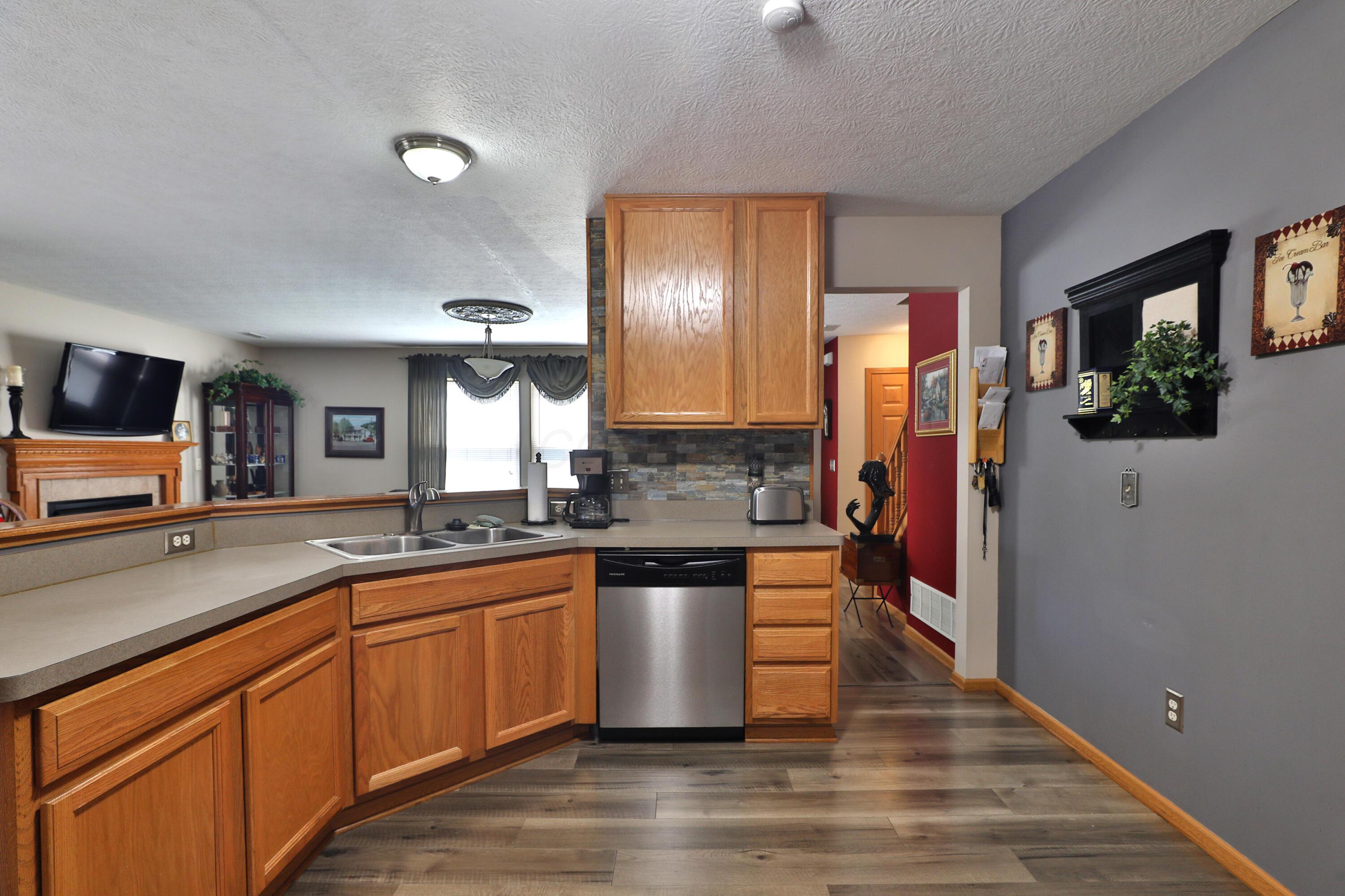 5092 Maple Valley Drive