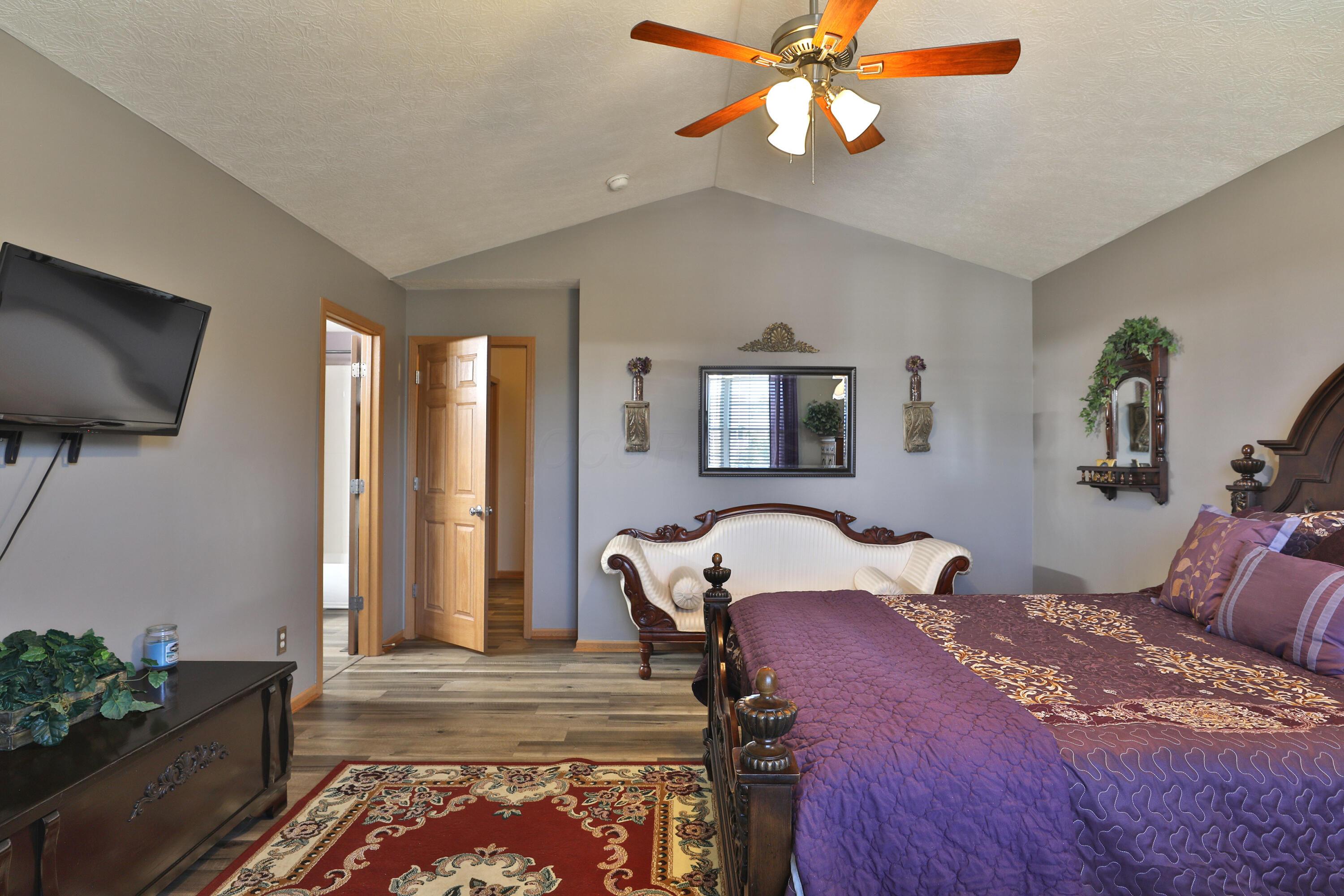 5092 Maple Valley Drive