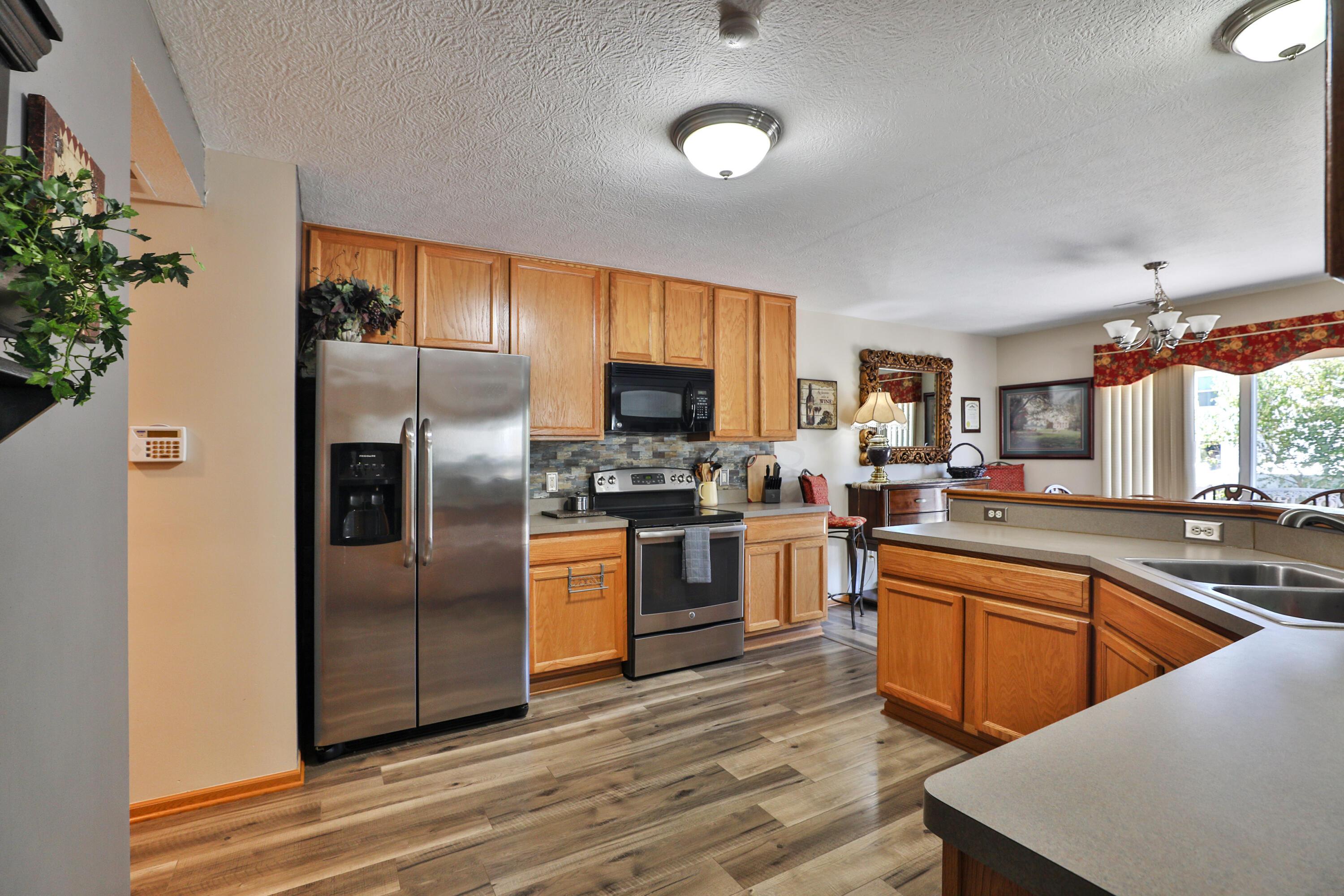 5092 Maple Valley Drive