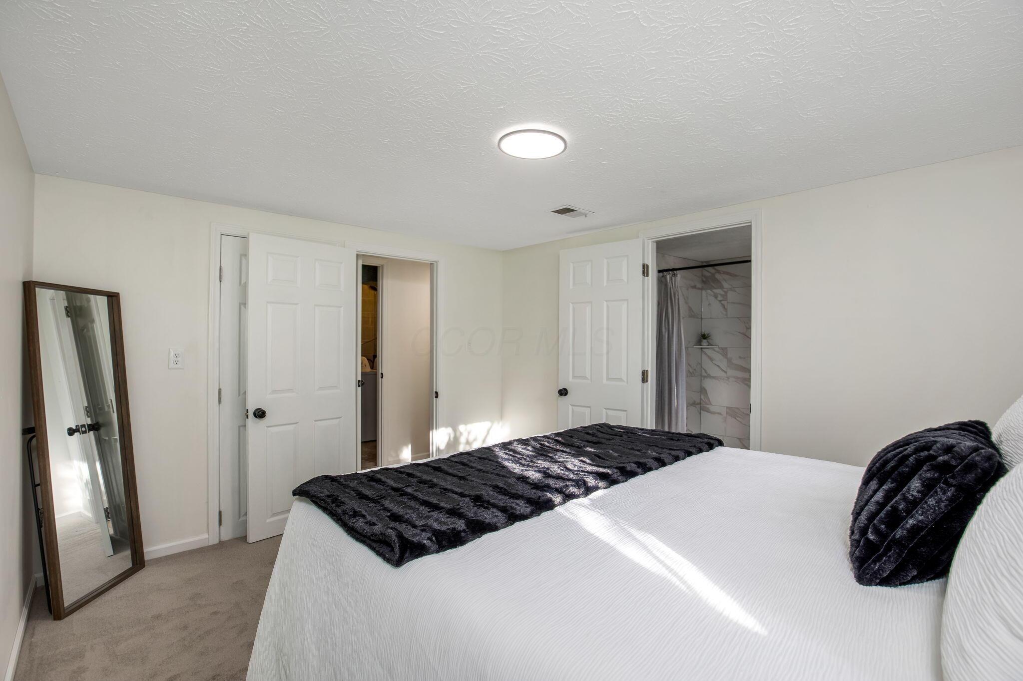 6255 Carthage Drive