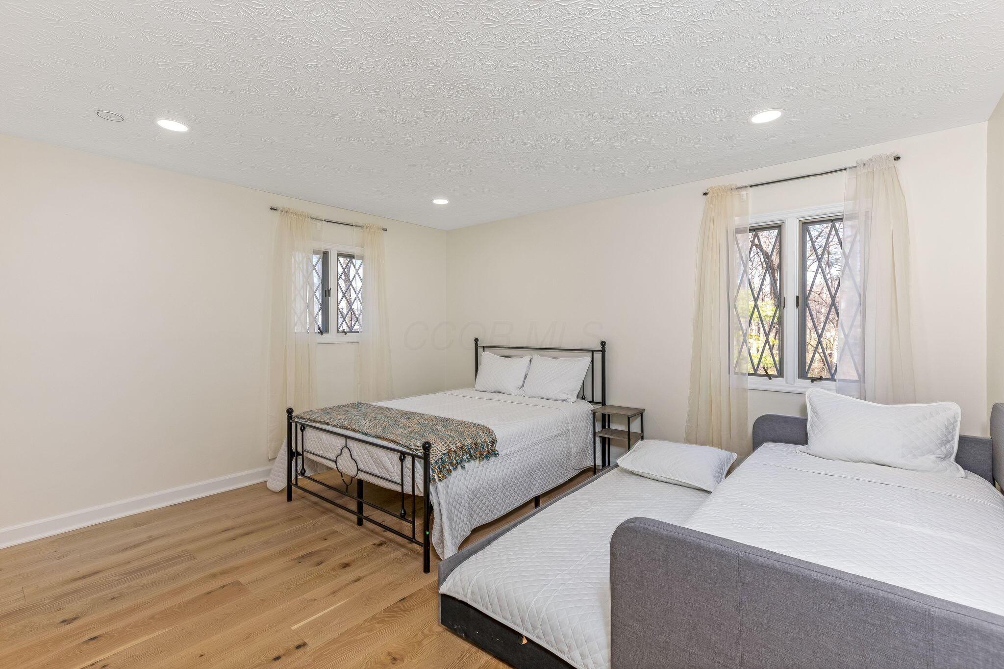 7490 S Section Line Road