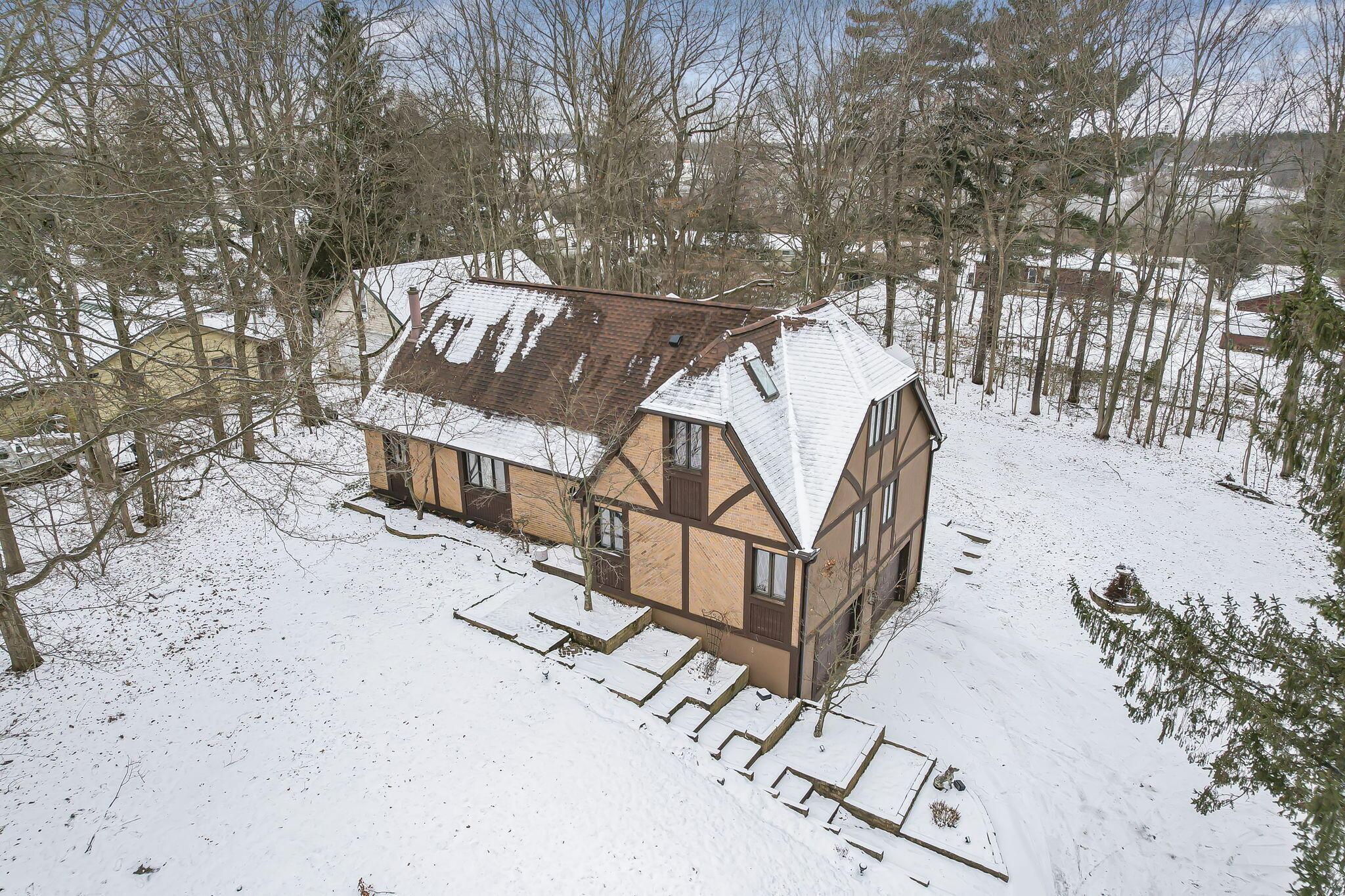 7490 S Section Line Road