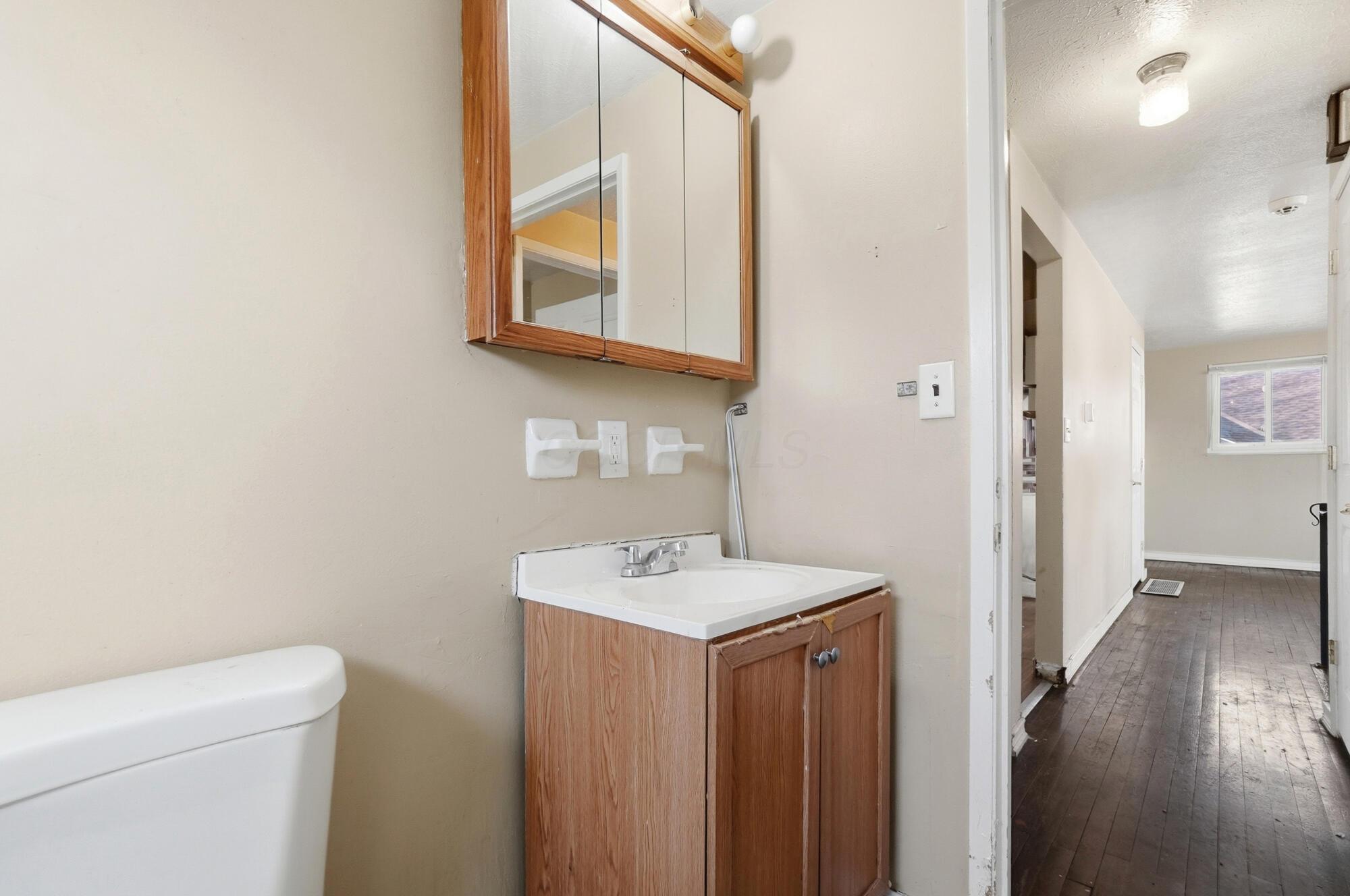 3191 Barnett Court S