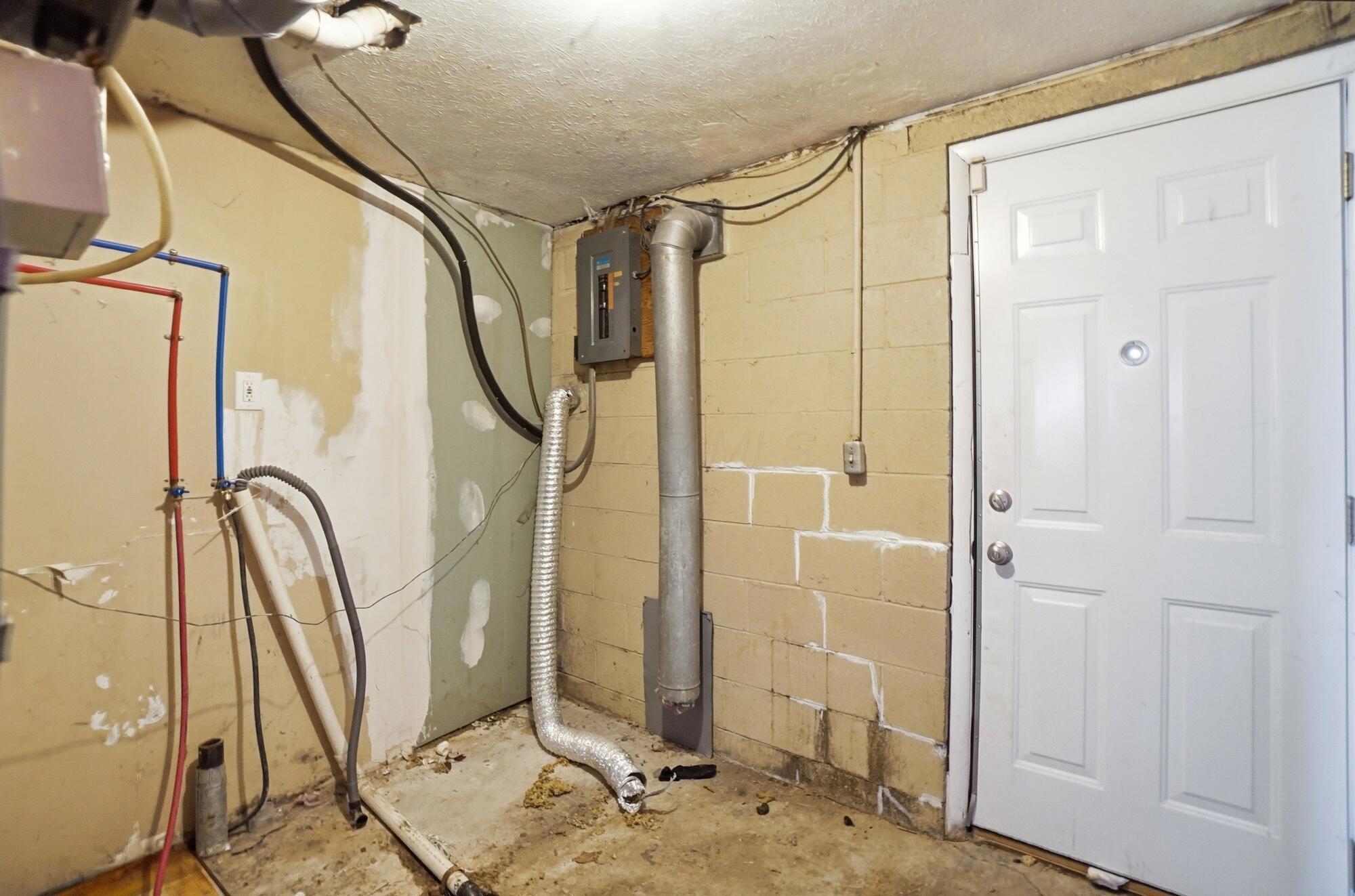 3191 Barnett Court S