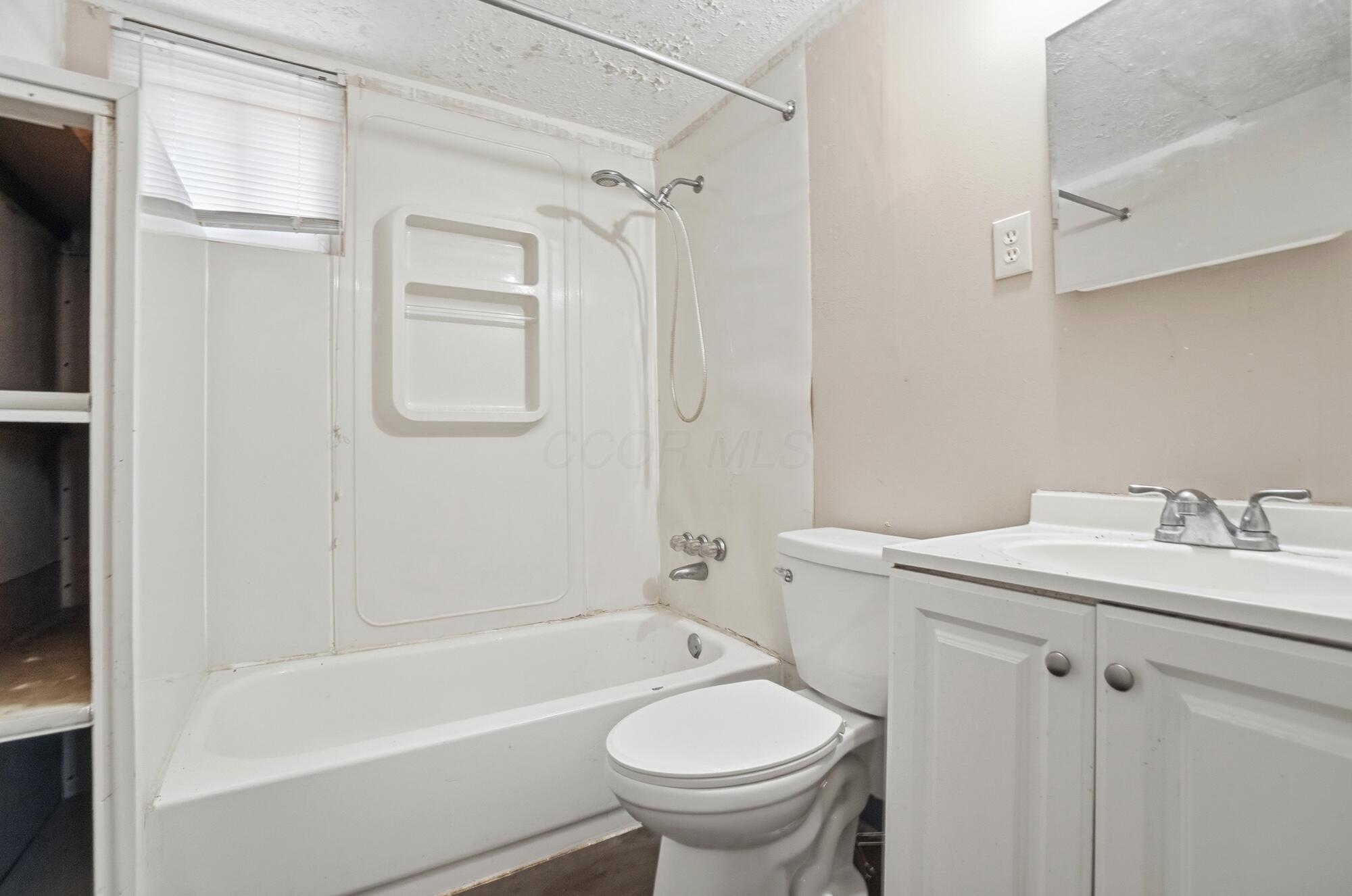 3191 Barnett Court S