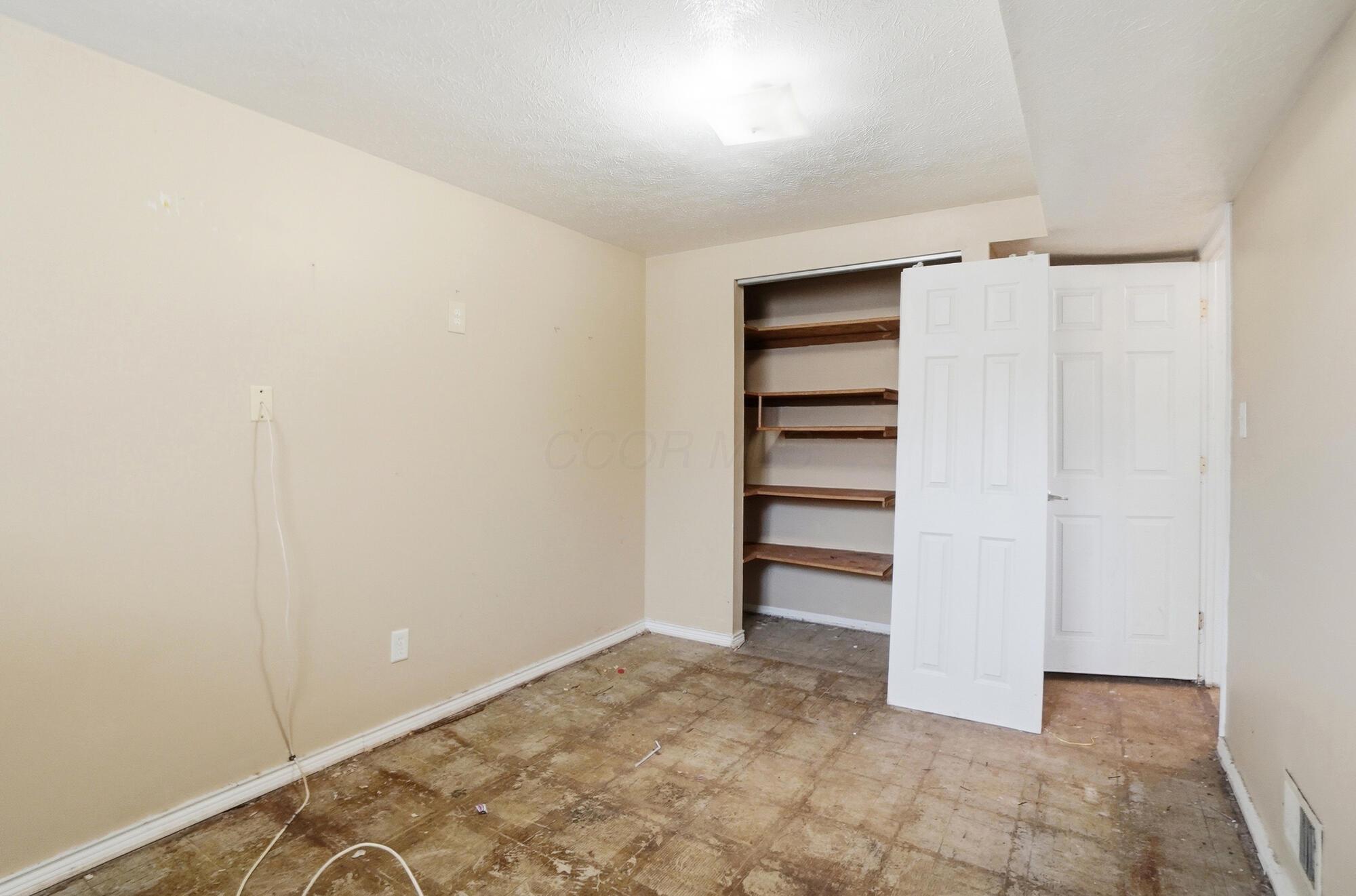 3191 Barnett Court S