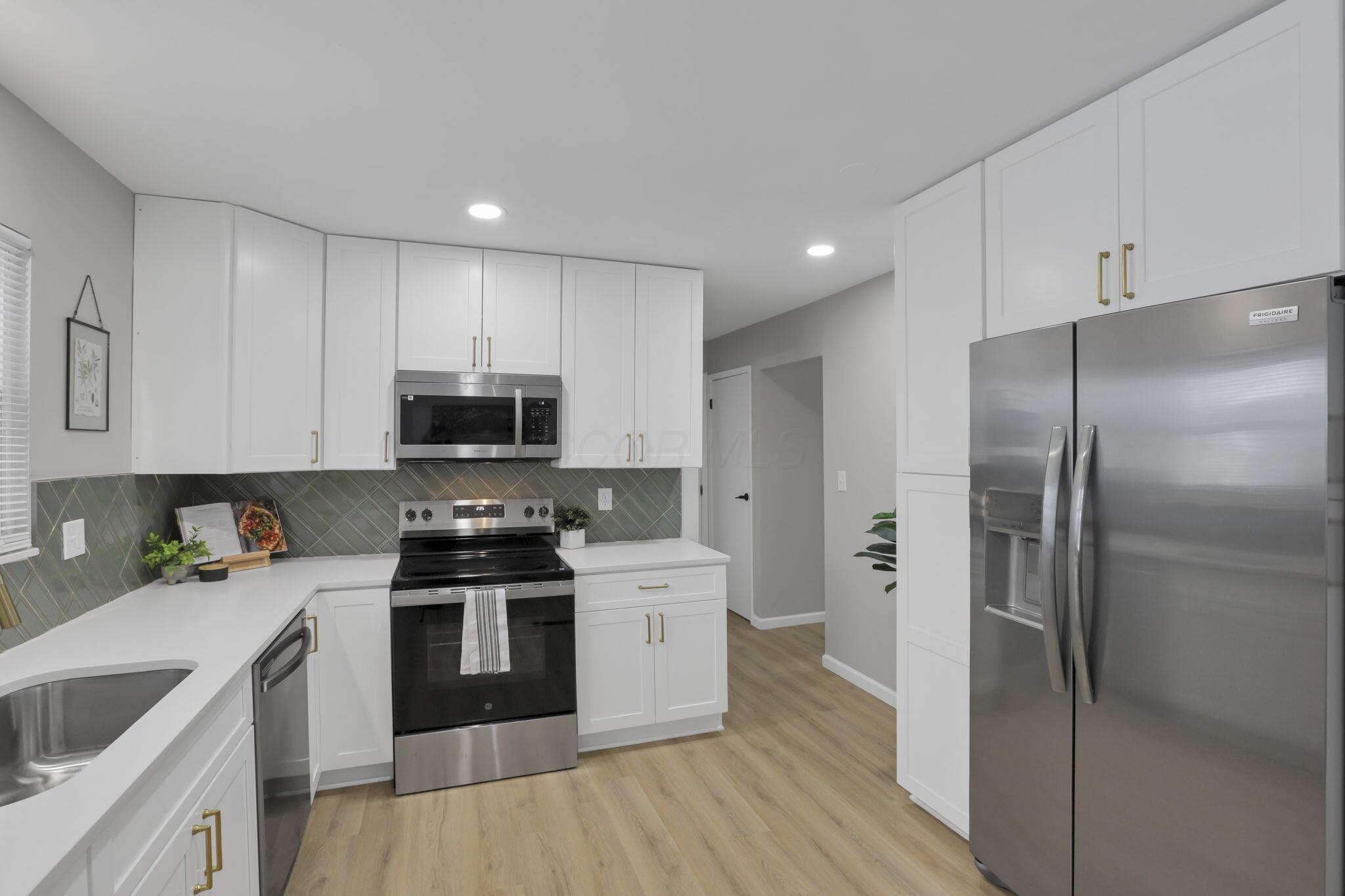 1128 Alexandria Road