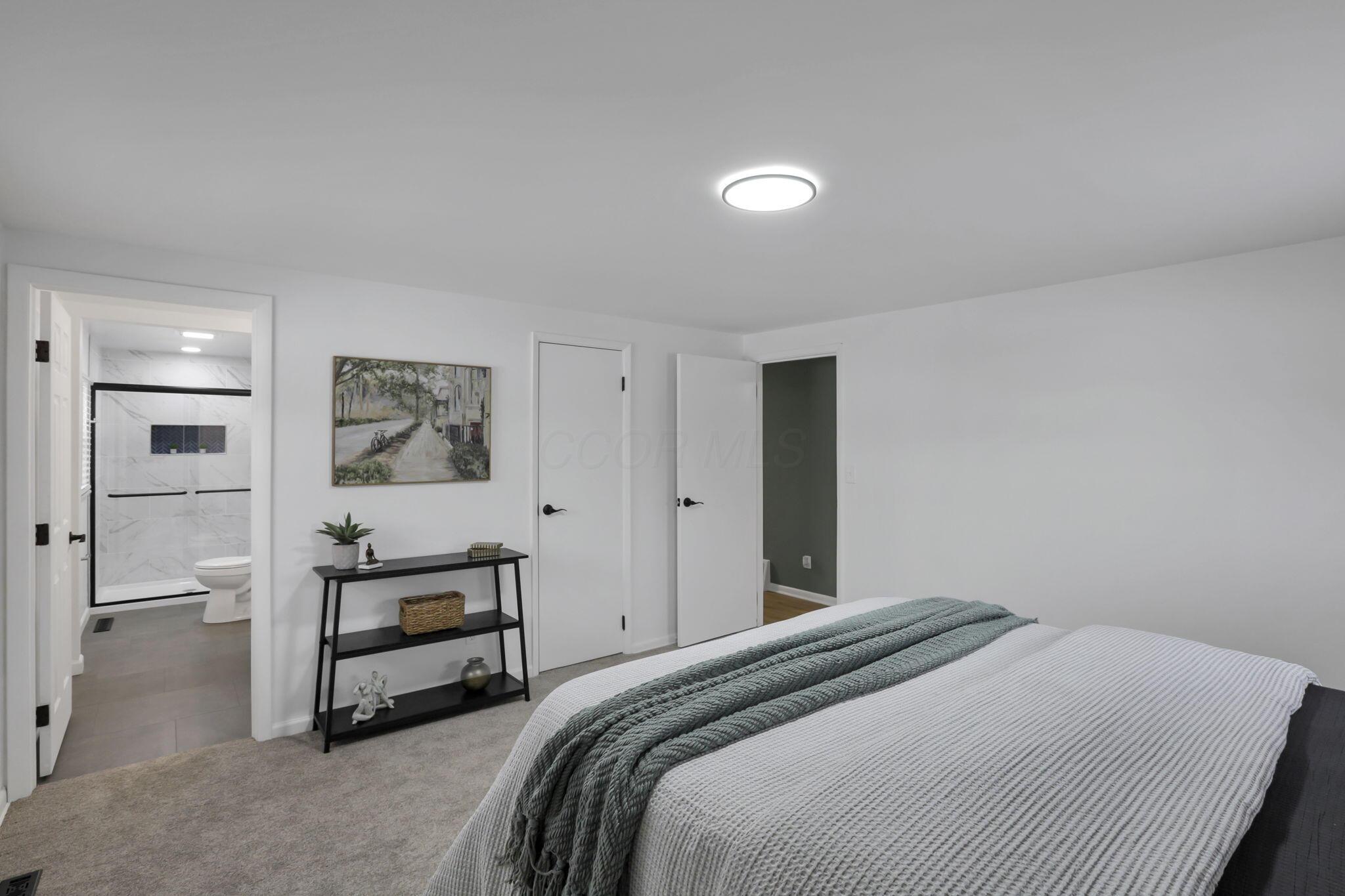 1128 Alexandria Road