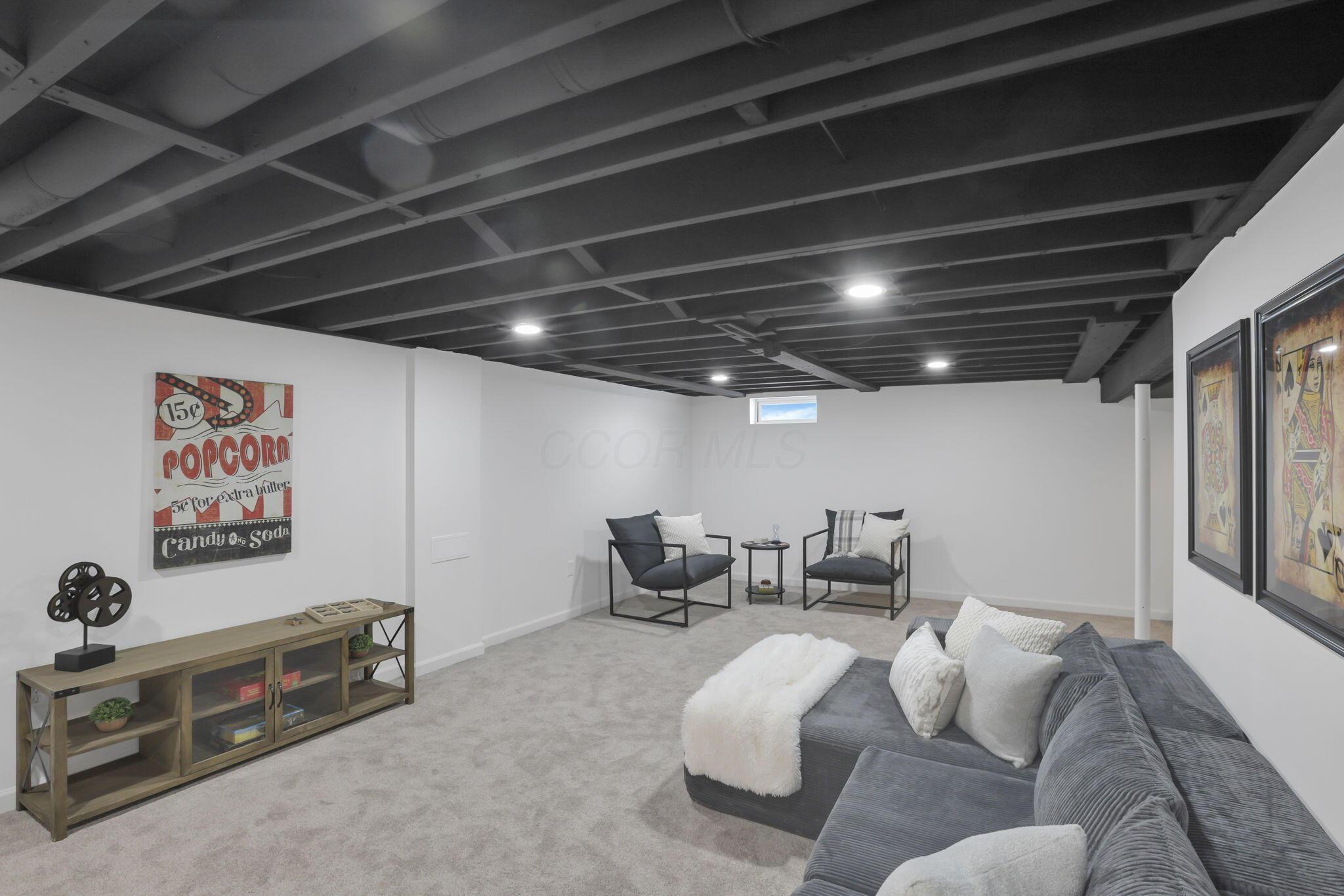 1128 Alexandria Road