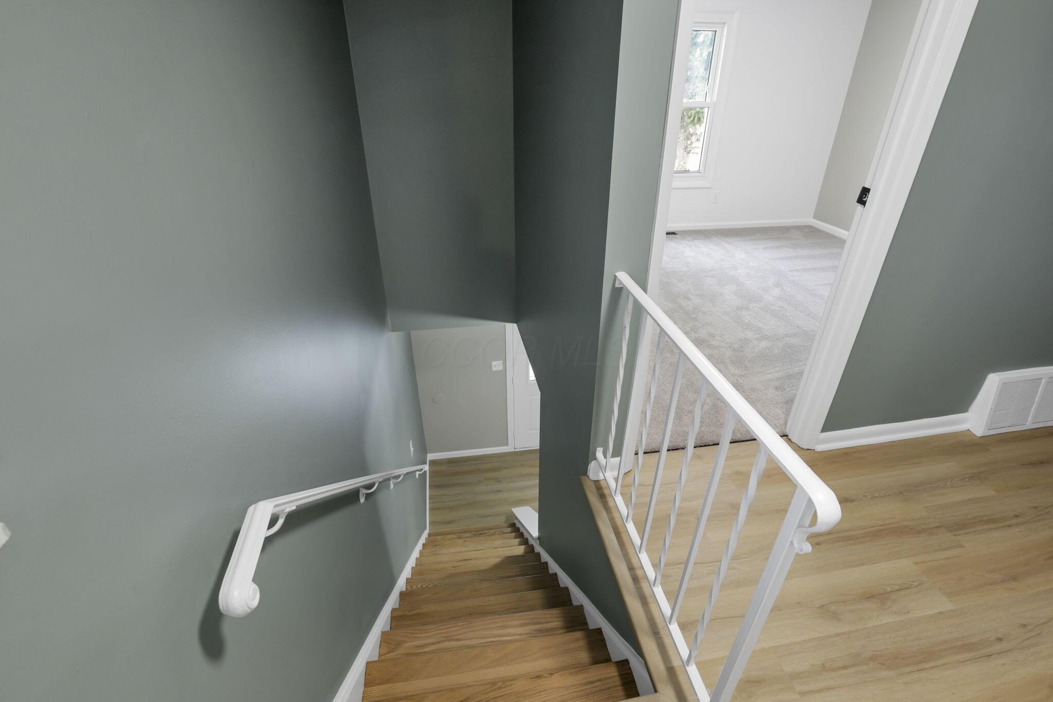 1128 Alexandria Road