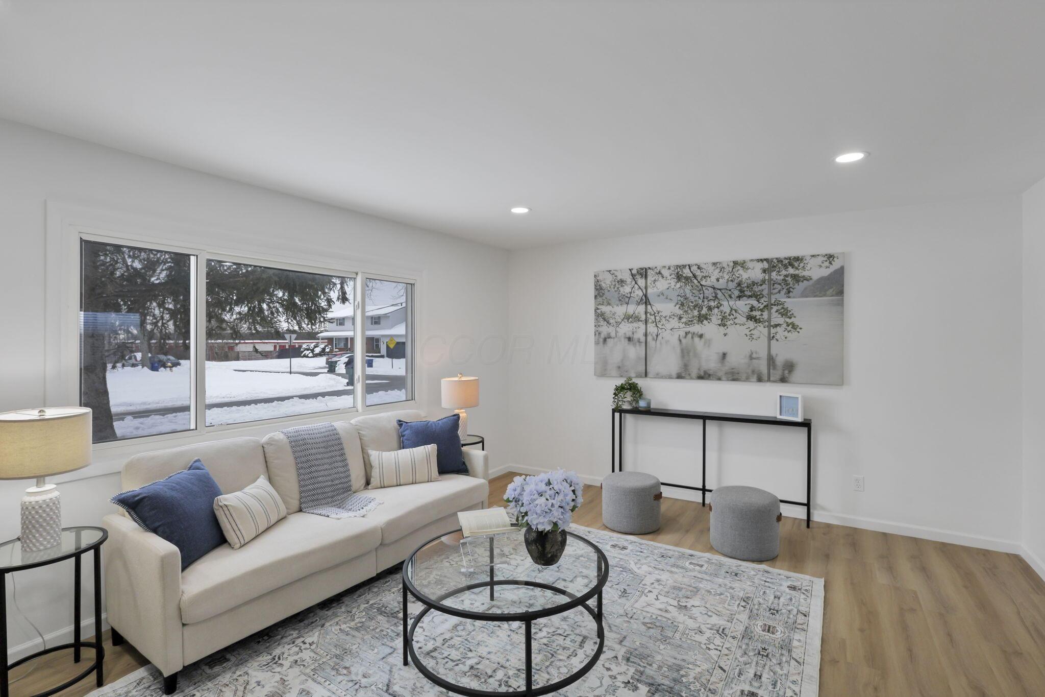 1128 Alexandria Road