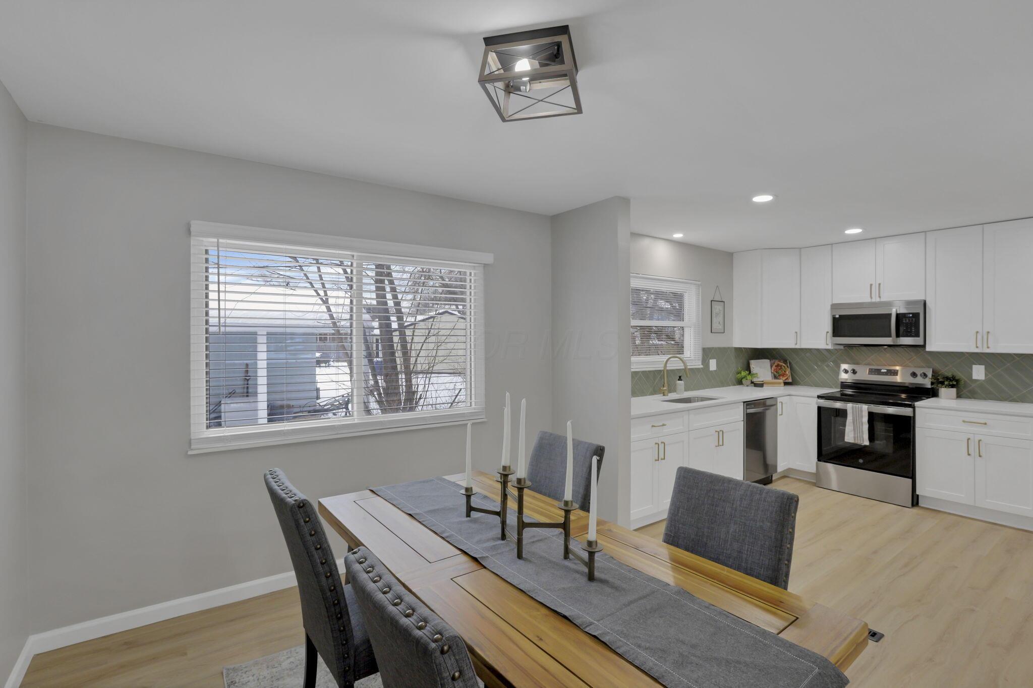 1128 Alexandria Road