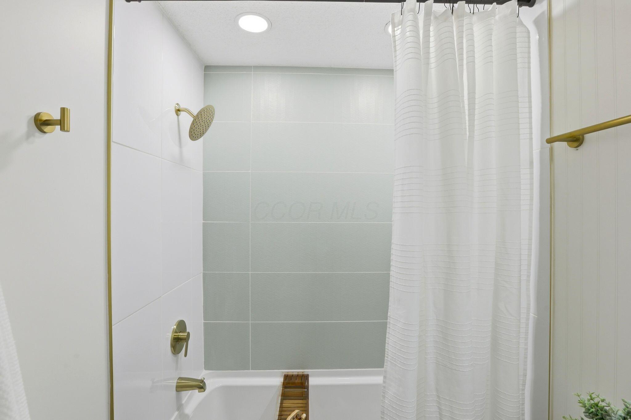 5278 Glenbriar Court