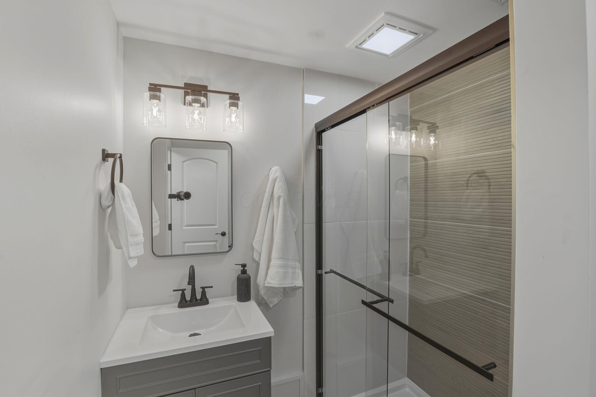 5278 Glenbriar Court