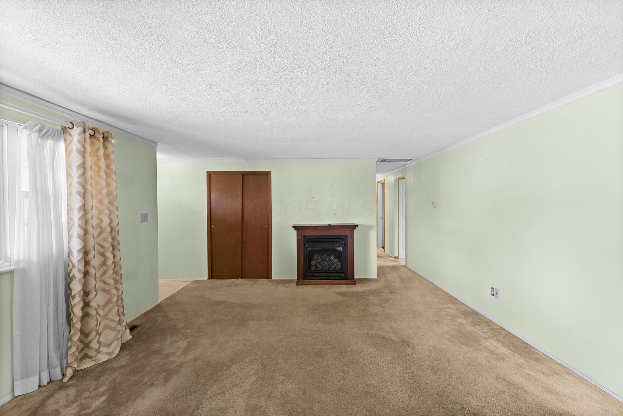 6909 Bartlett Road