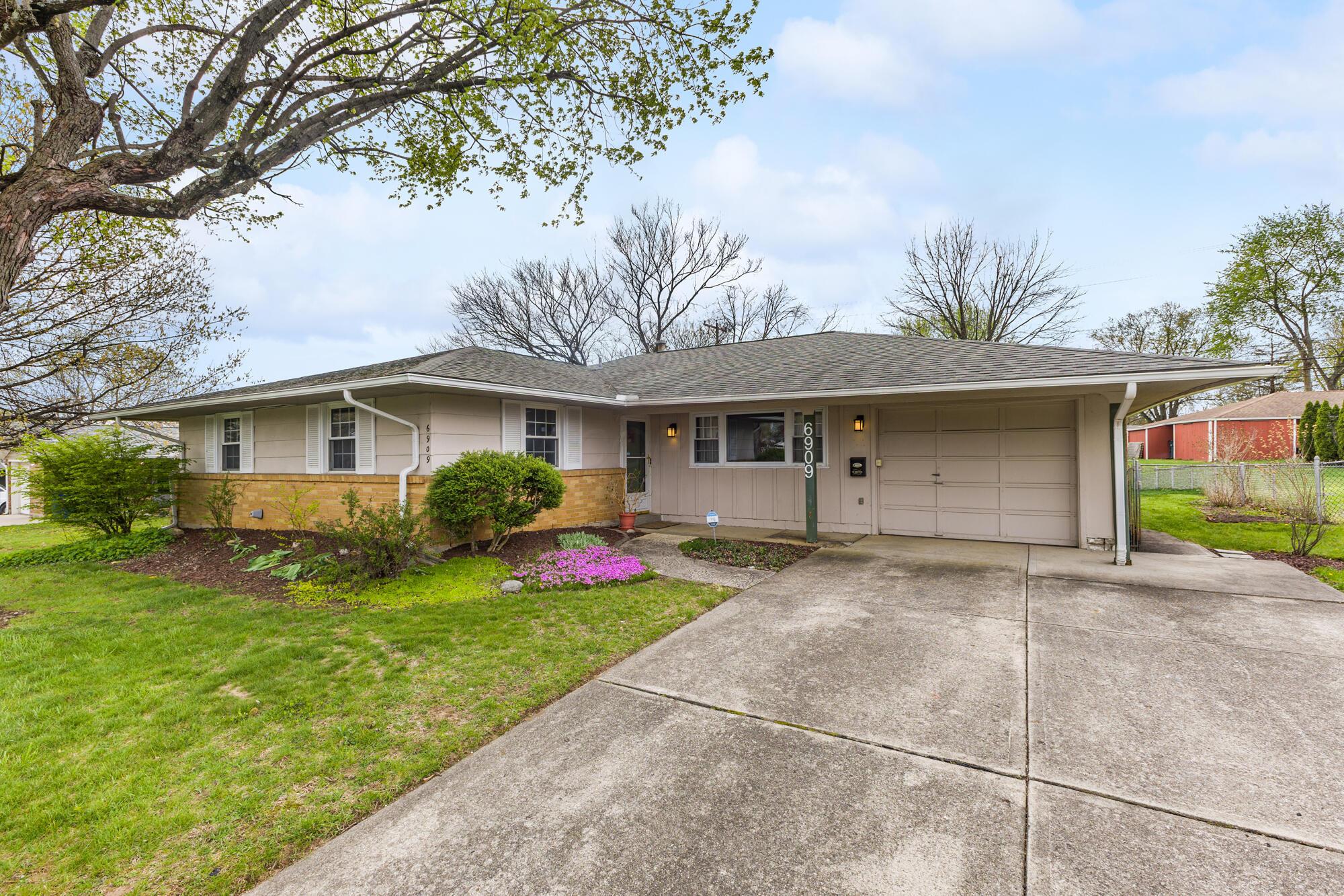6909 Bartlett Road