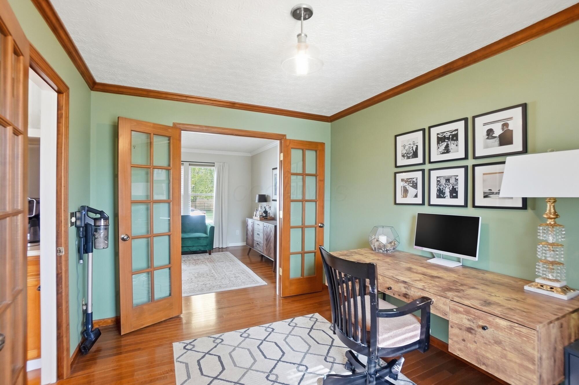 5294 Saddlebrook Drive