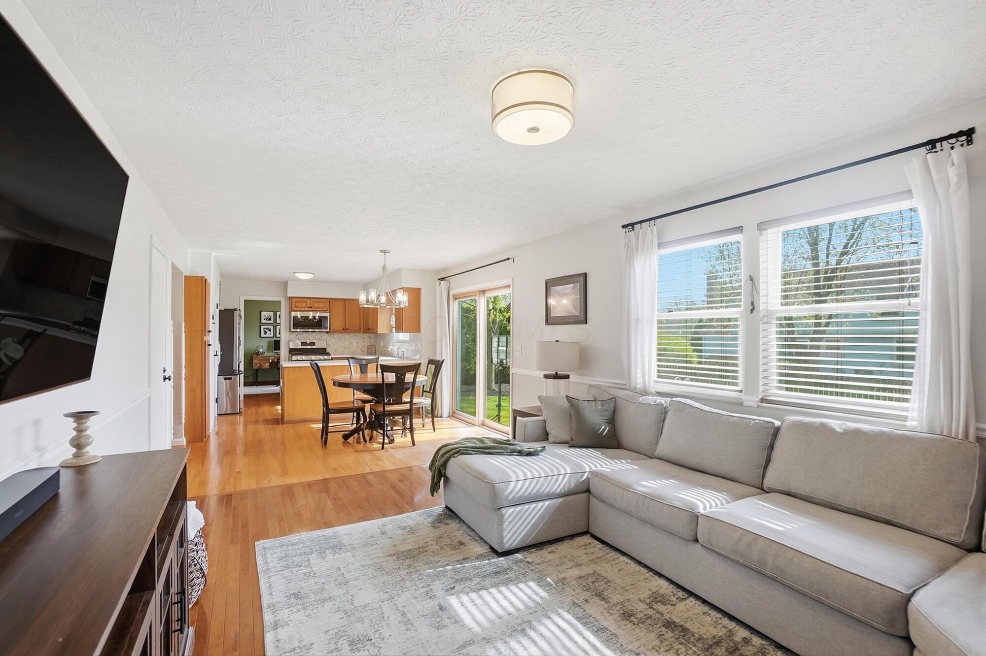 5294 Saddlebrook Drive