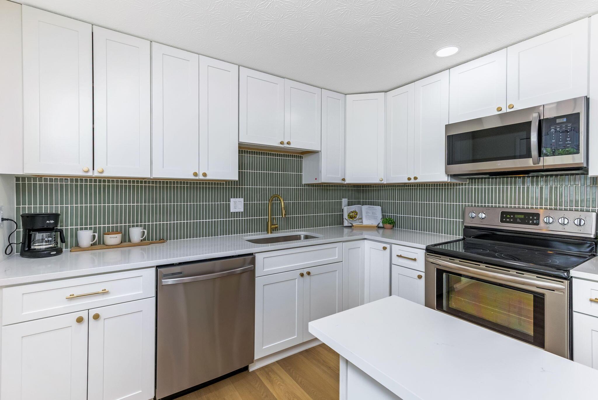 2854 Freedom Trail