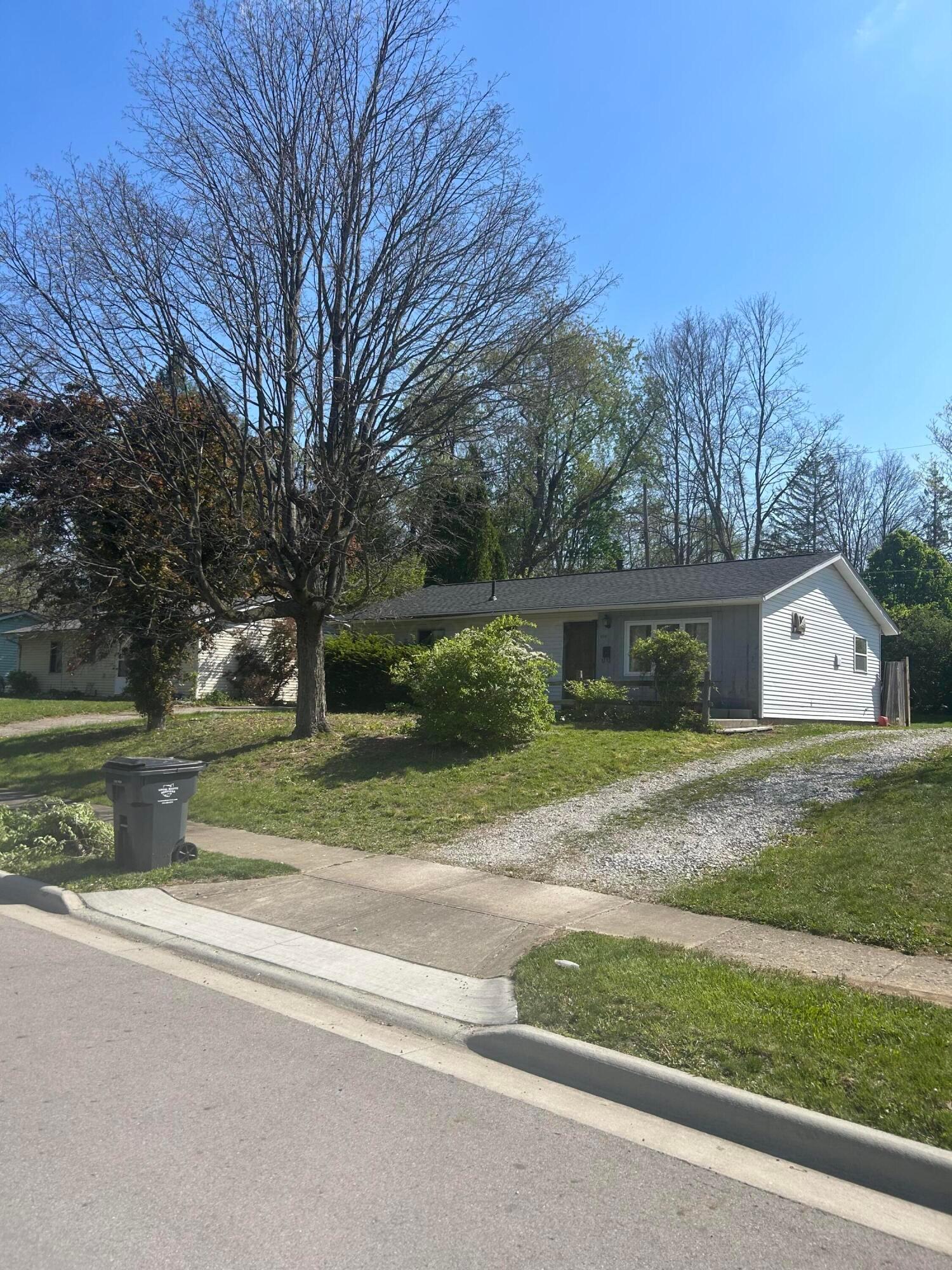 956 Hillridge Road