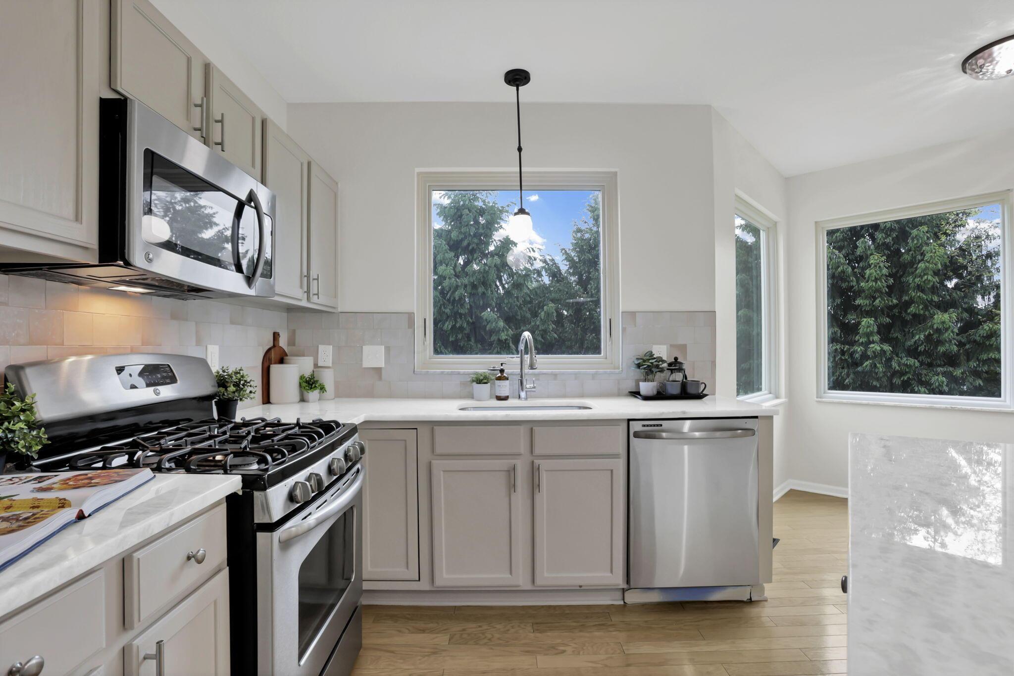 5487 Benpatrick Court