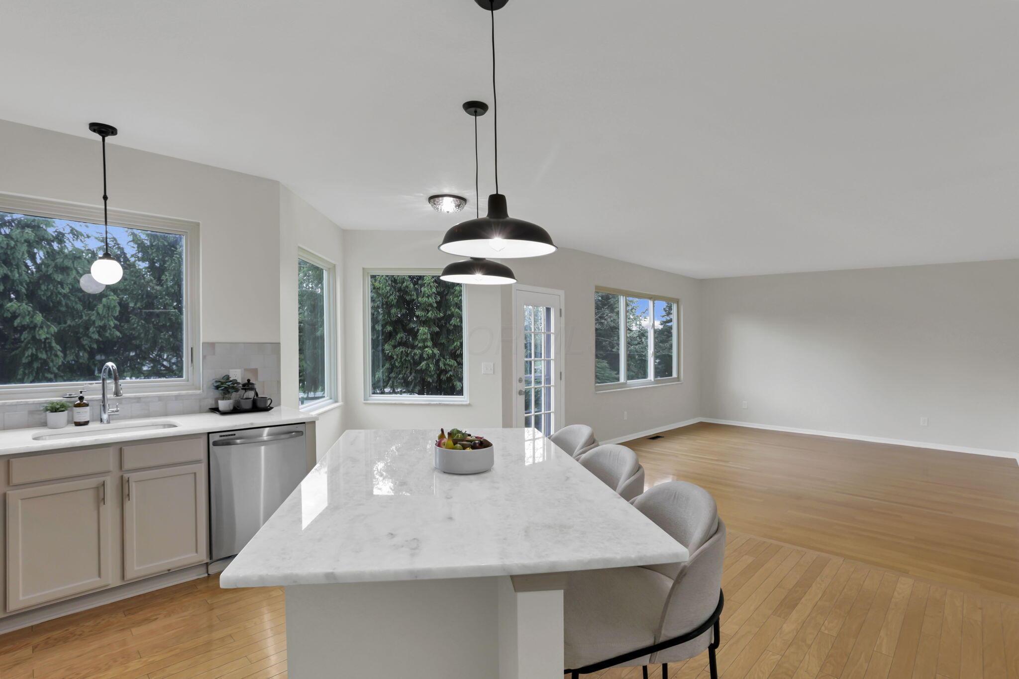 5487 Benpatrick Court