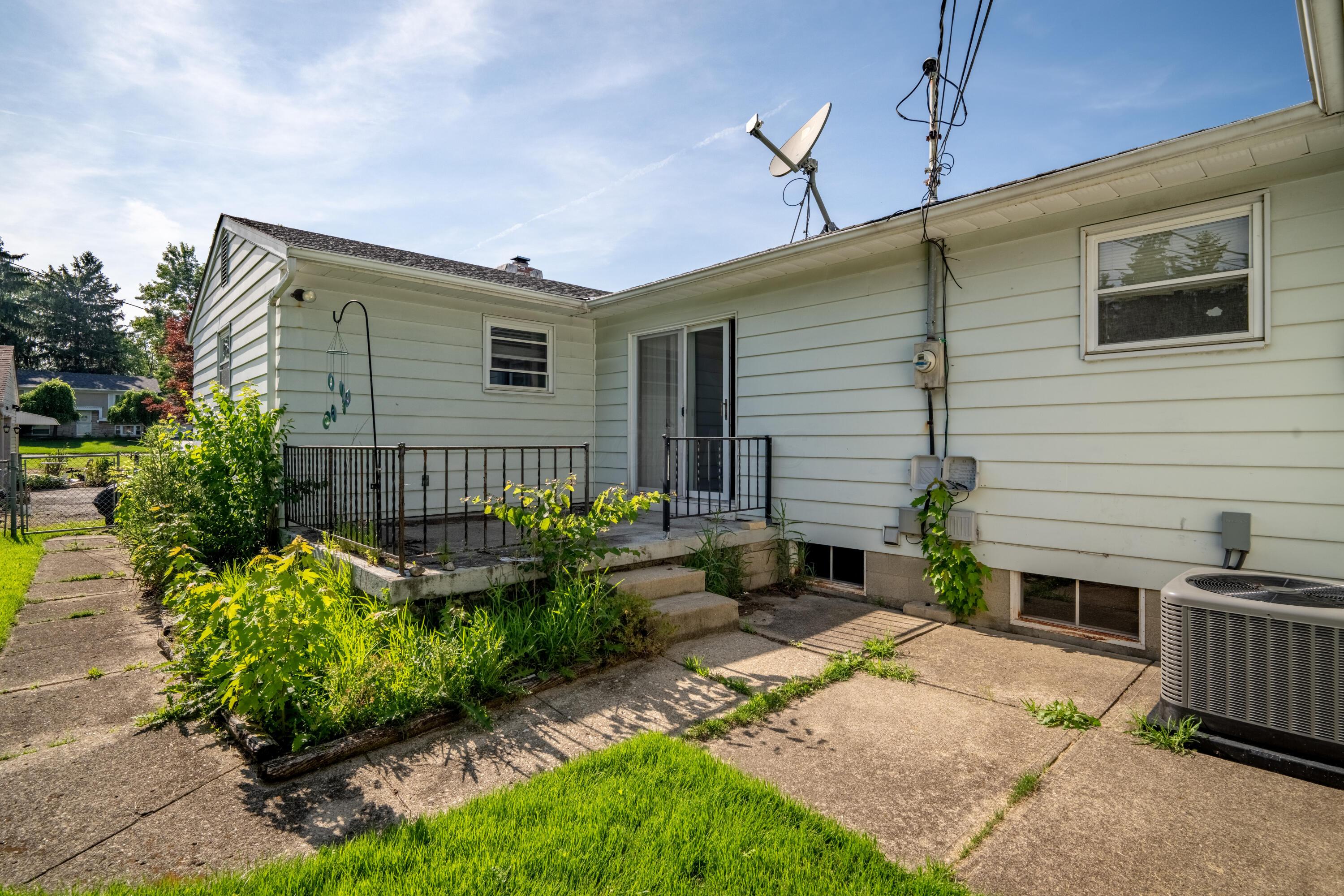 1293 W Old Henderson Road