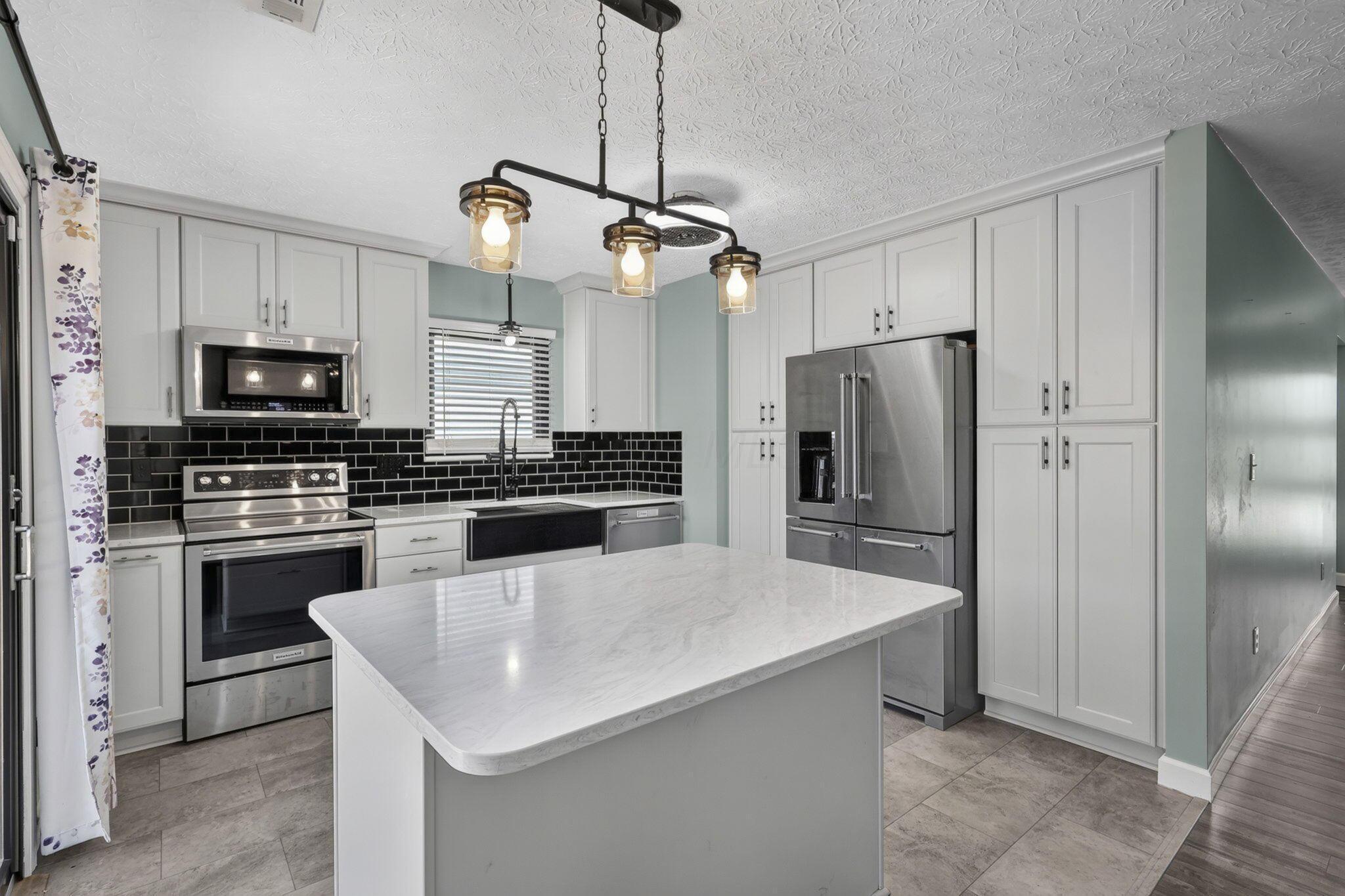 1899 Winding Hollow Drive