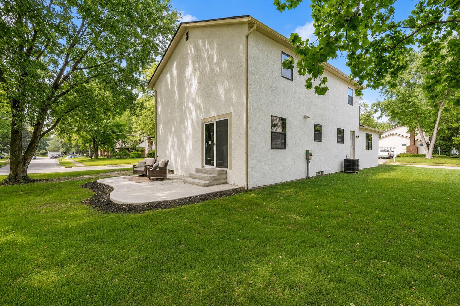 7010 Rockwoods Place