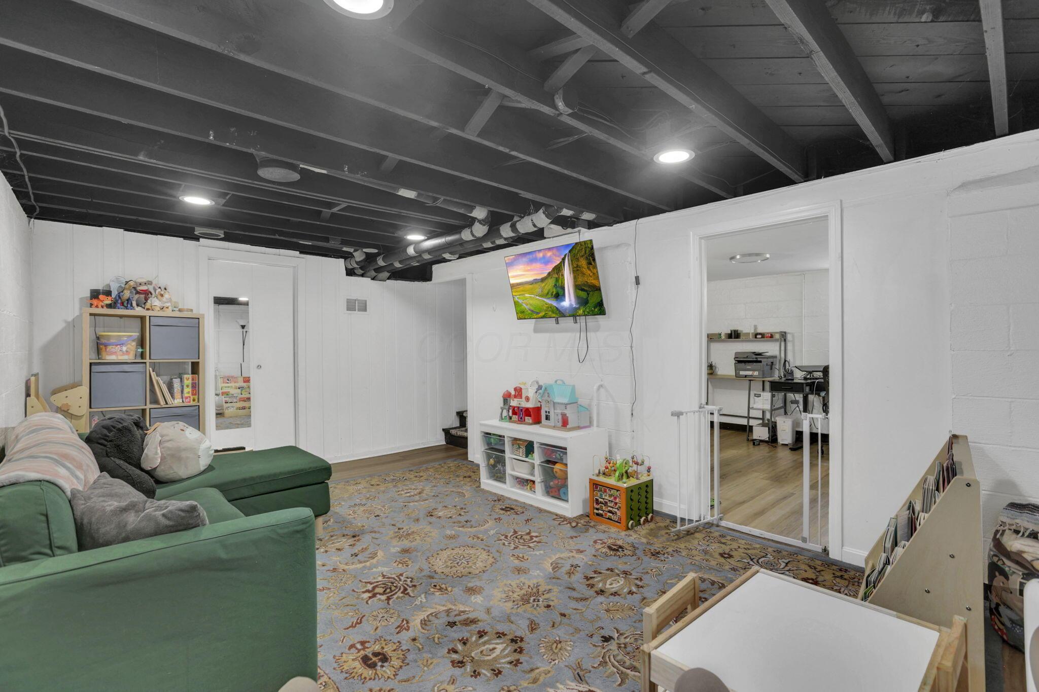 3105 Howey Road