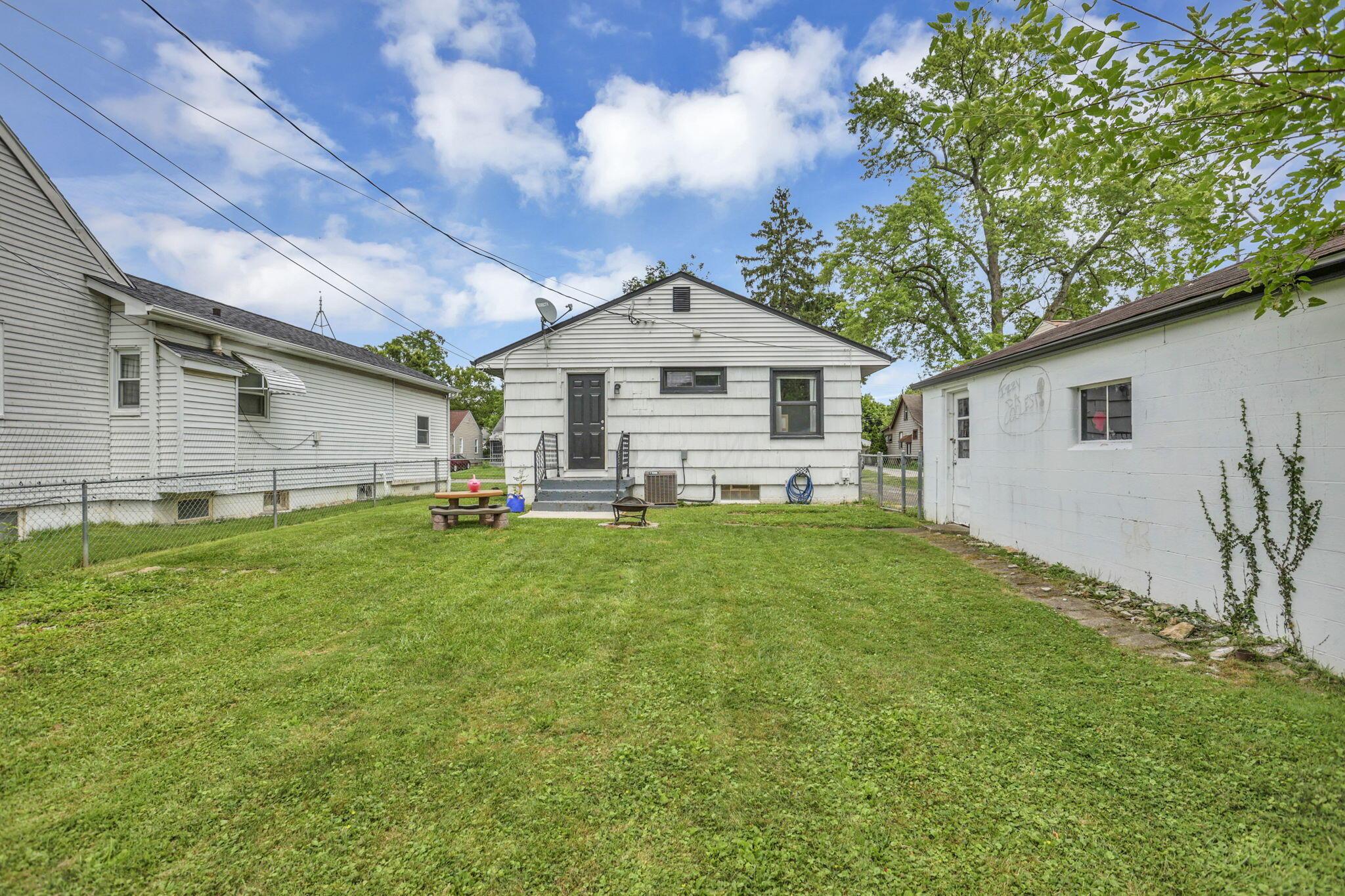 3105 Howey Road