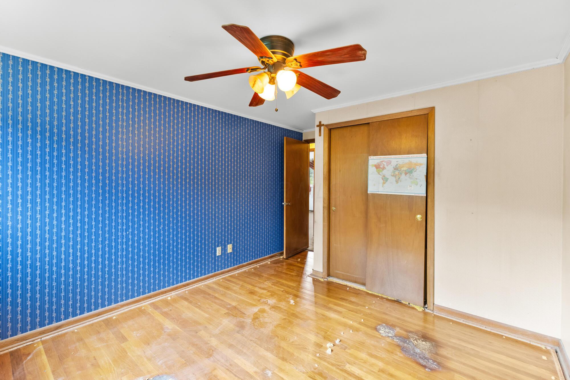 975 Lornaberry Lane
