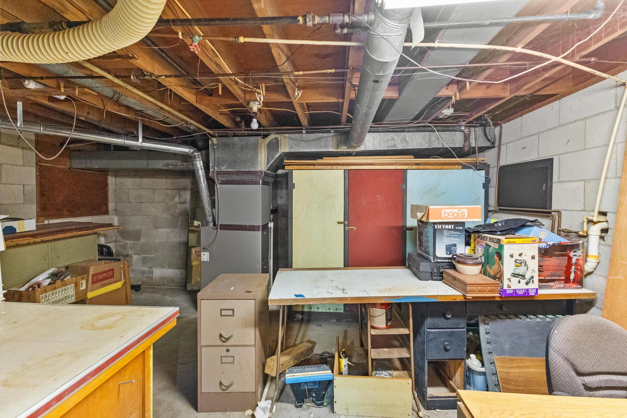 975 Lornaberry Lane