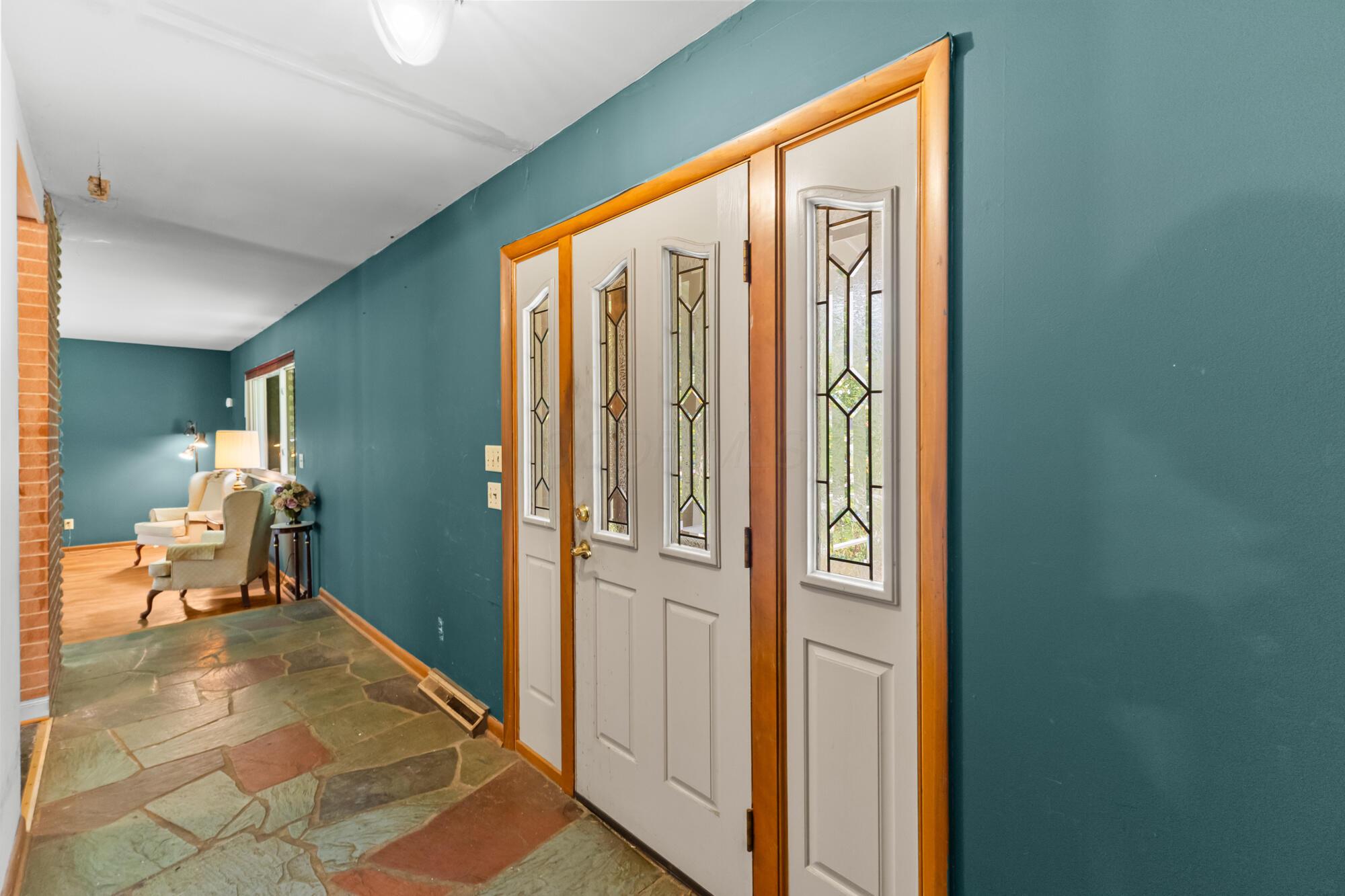 975 Lornaberry Lane