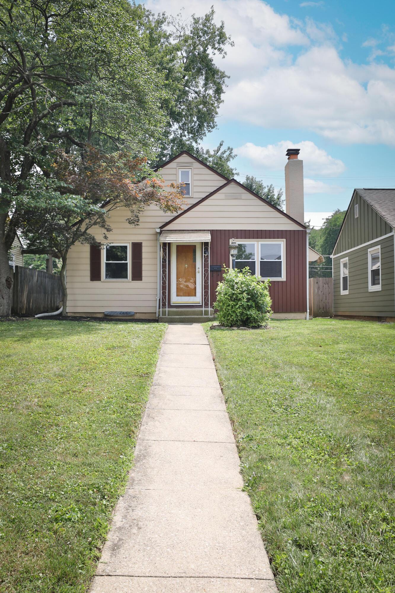 177 E Royal Forest Boulevard