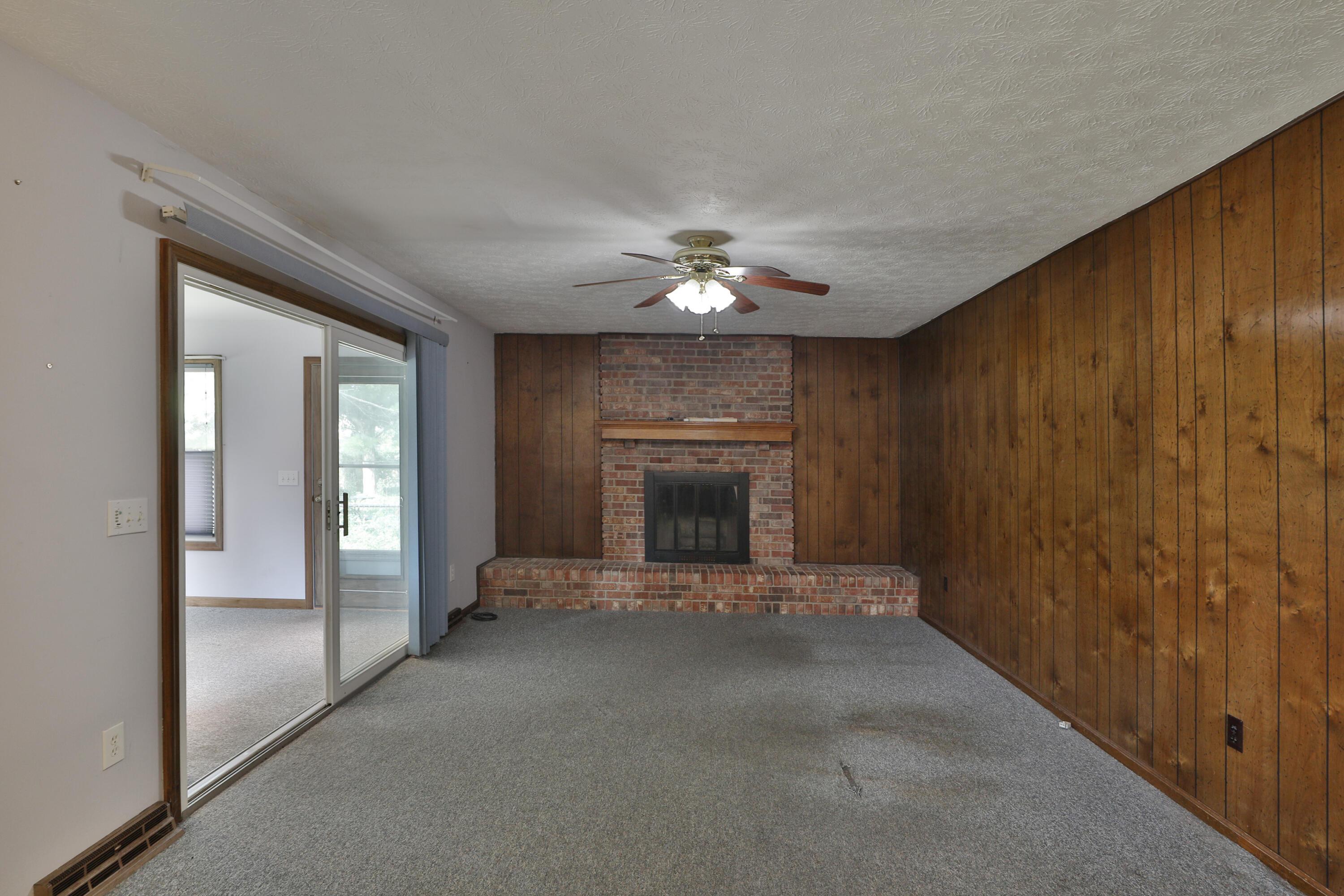 1533 Francisco Road