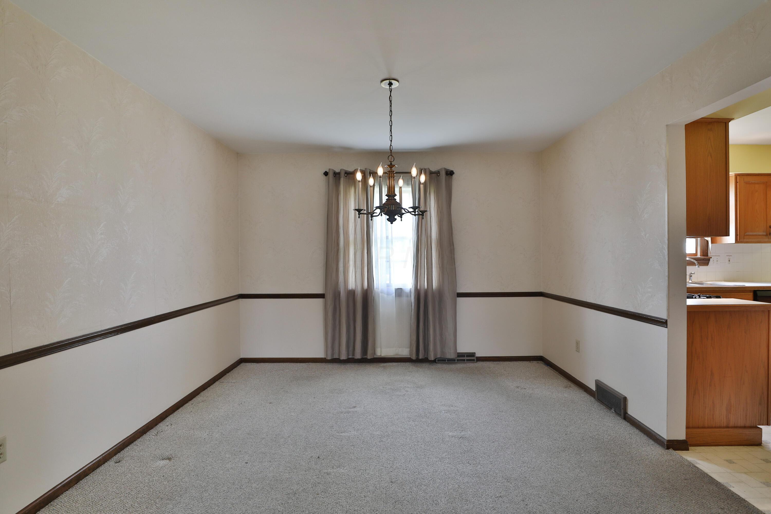 1533 Francisco Road