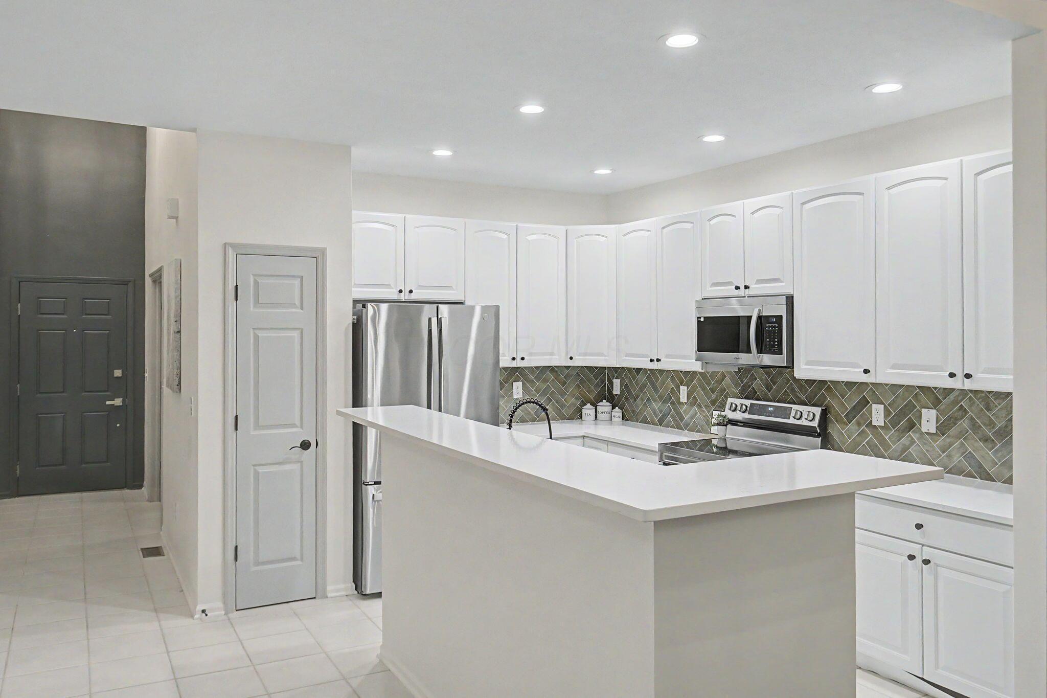 6060 Coventry Meadow Lane