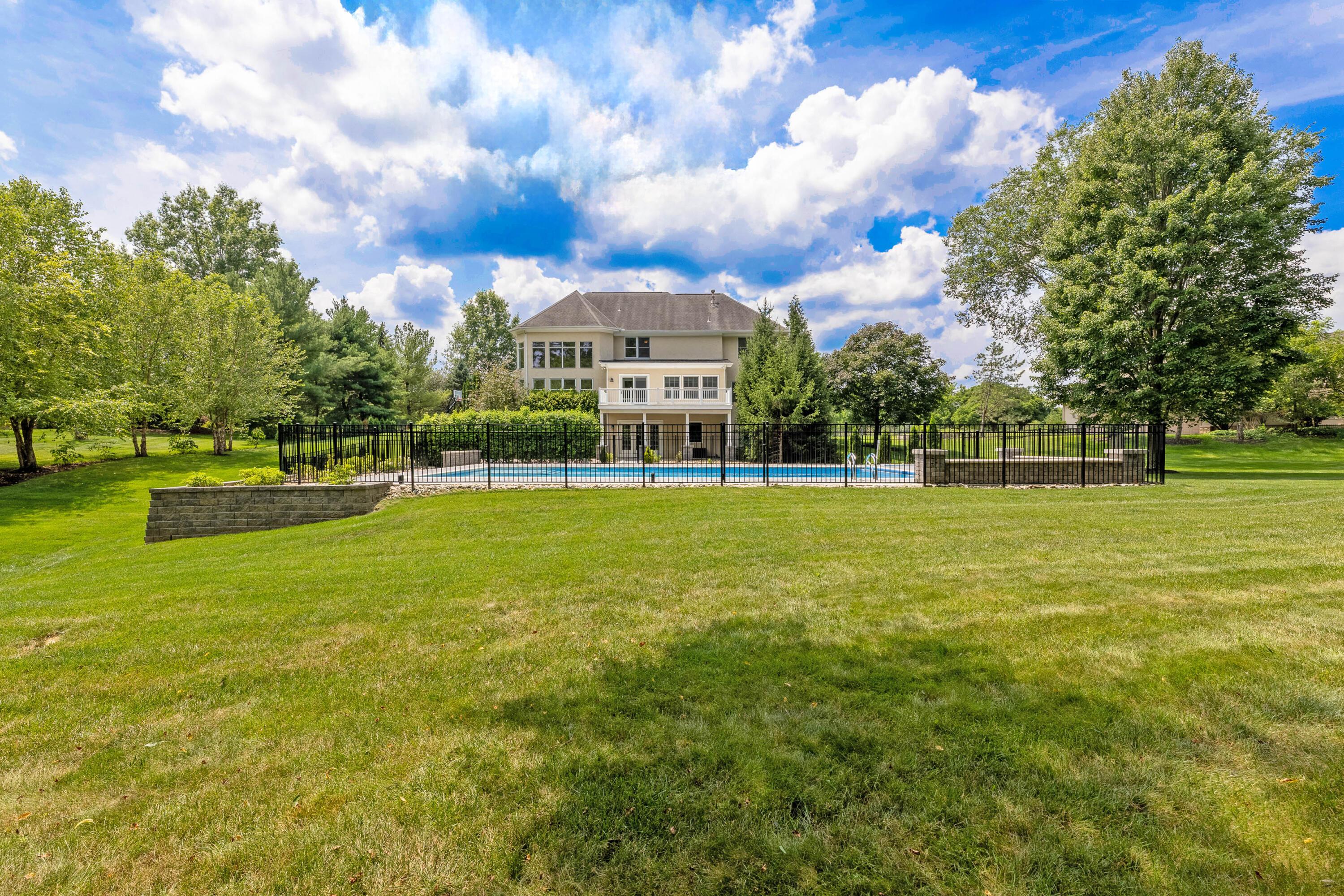 2478 Deseret Drive