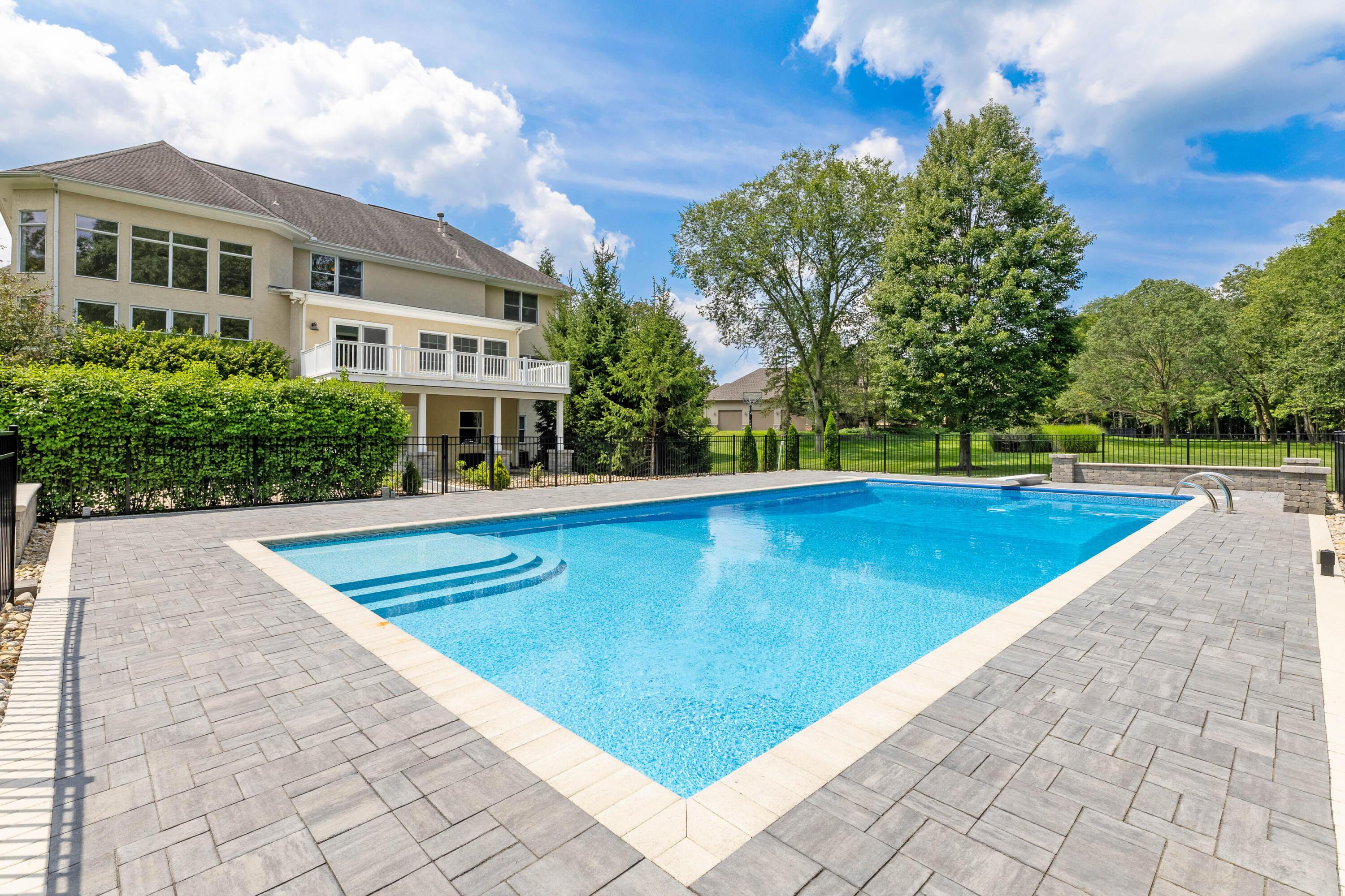 2478 Deseret Drive