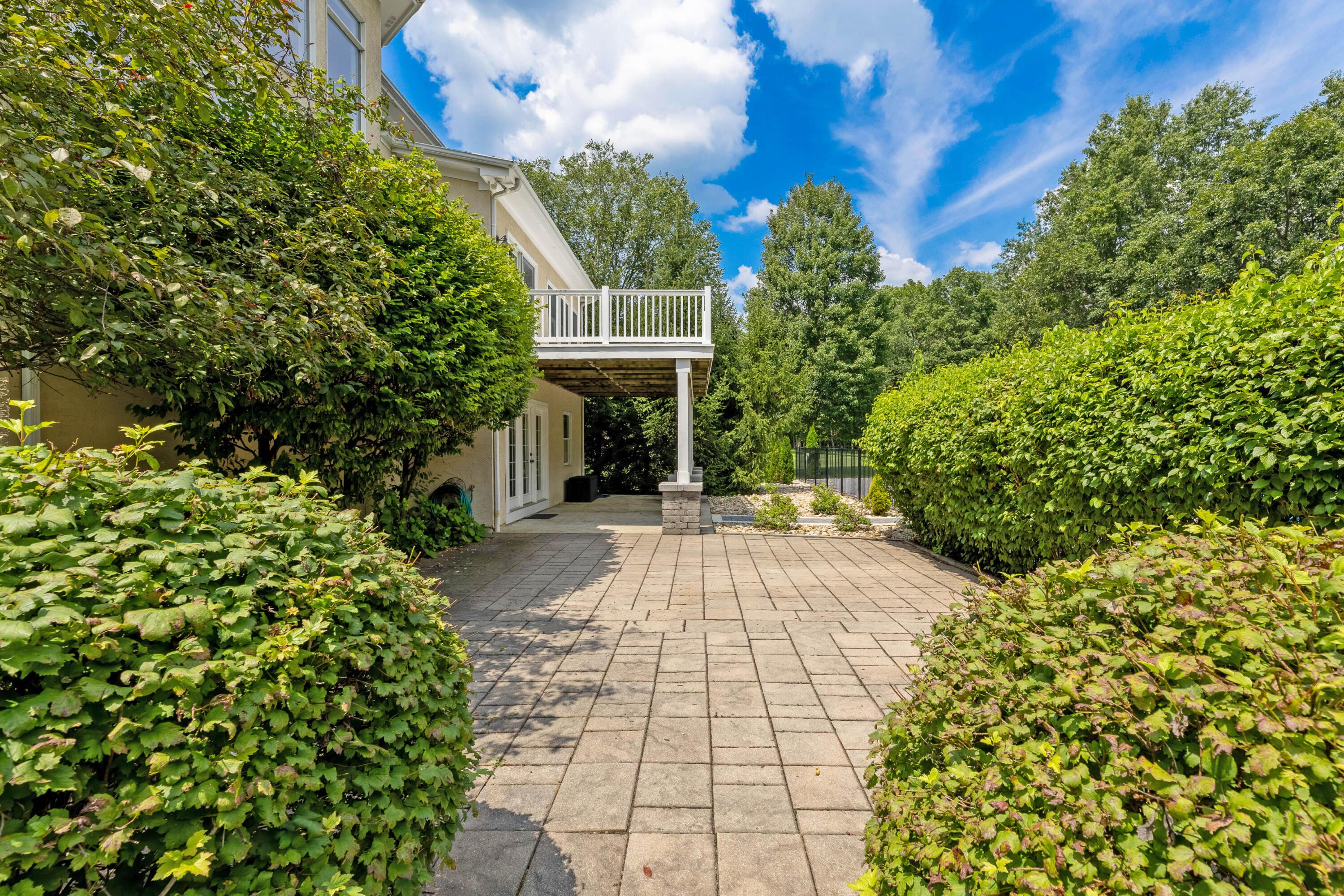 2478 Deseret Drive