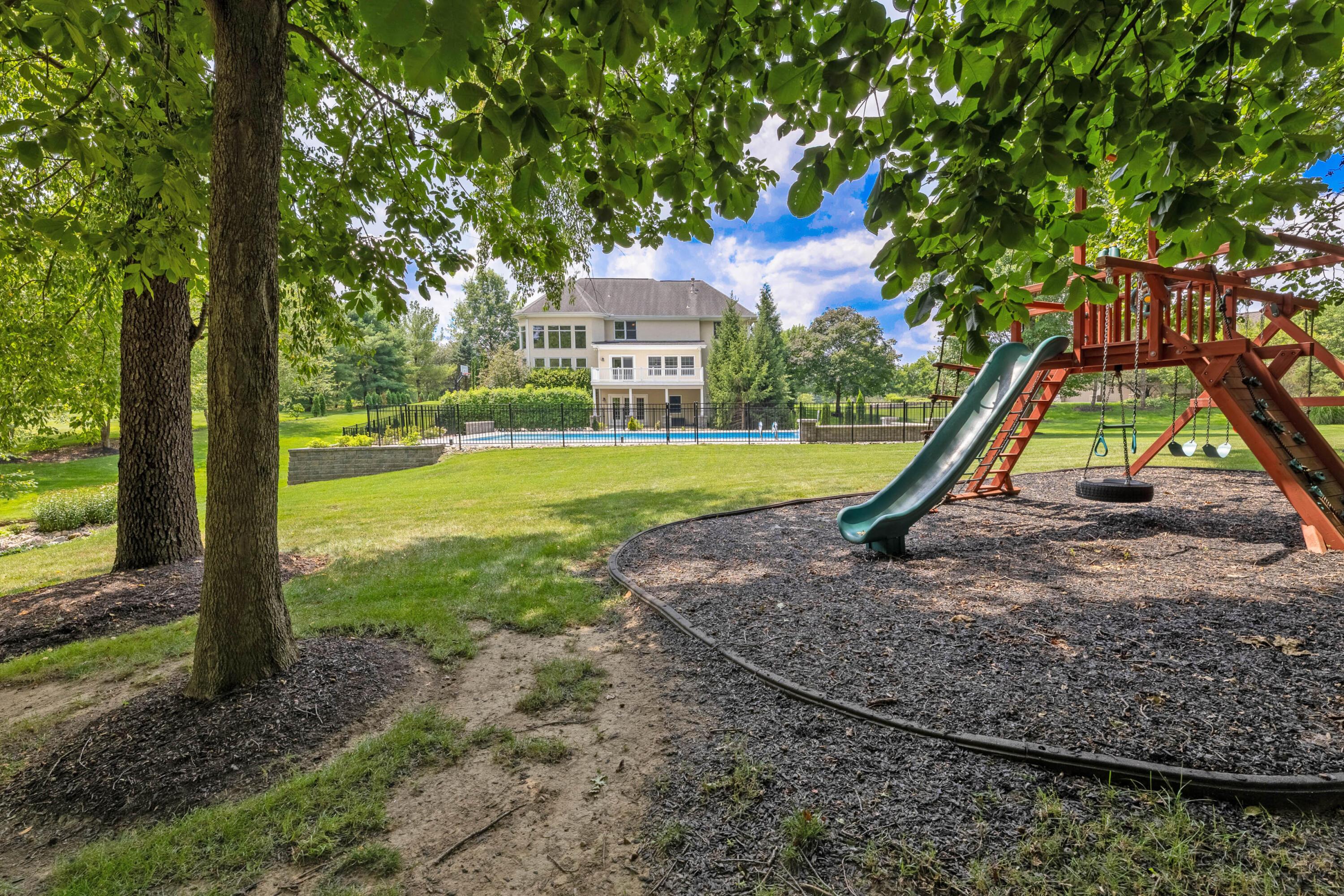 2478 Deseret Drive