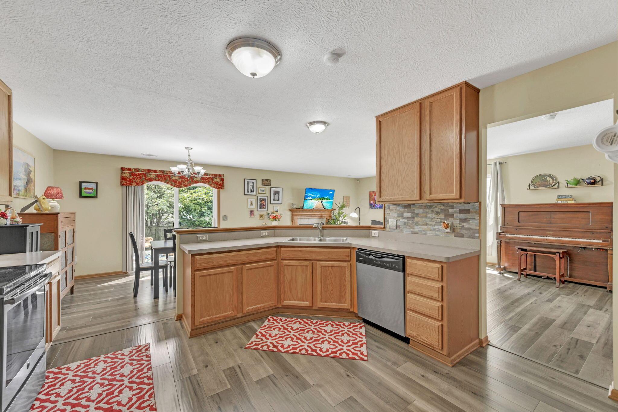 5092 Maple Valley Drive