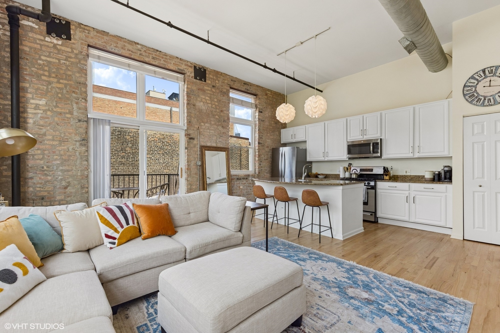 1907 N Milwaukee Avenue Unit: 307