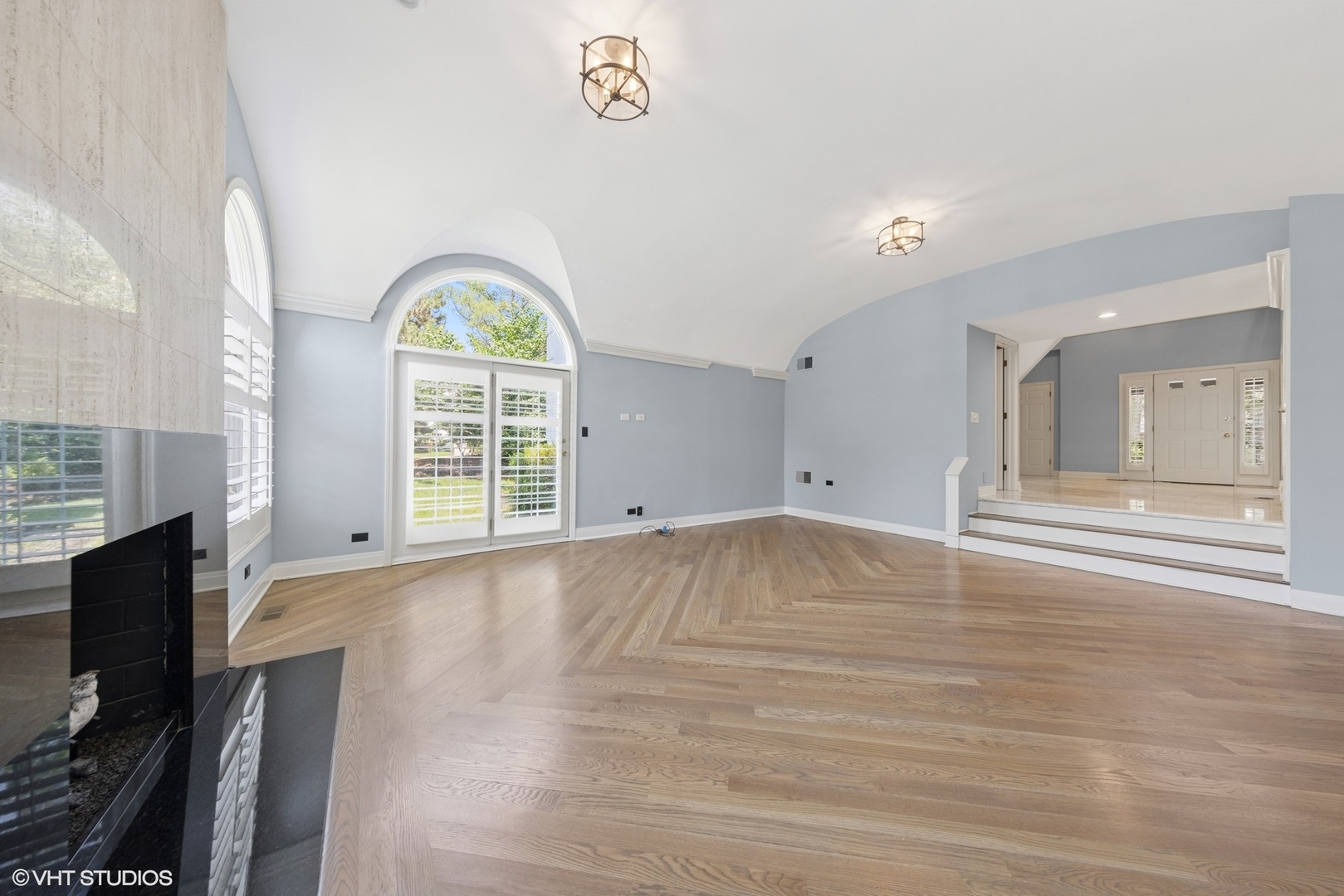 1604 Burr Ridge Club