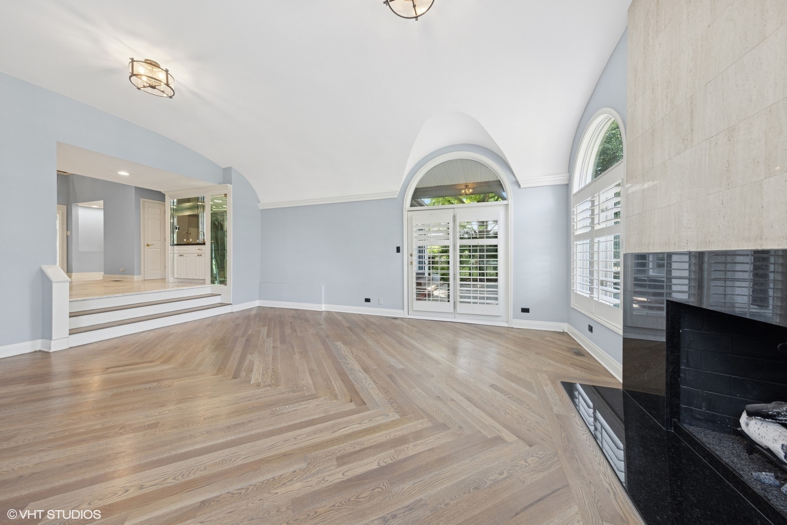 1604 Burr Ridge Club