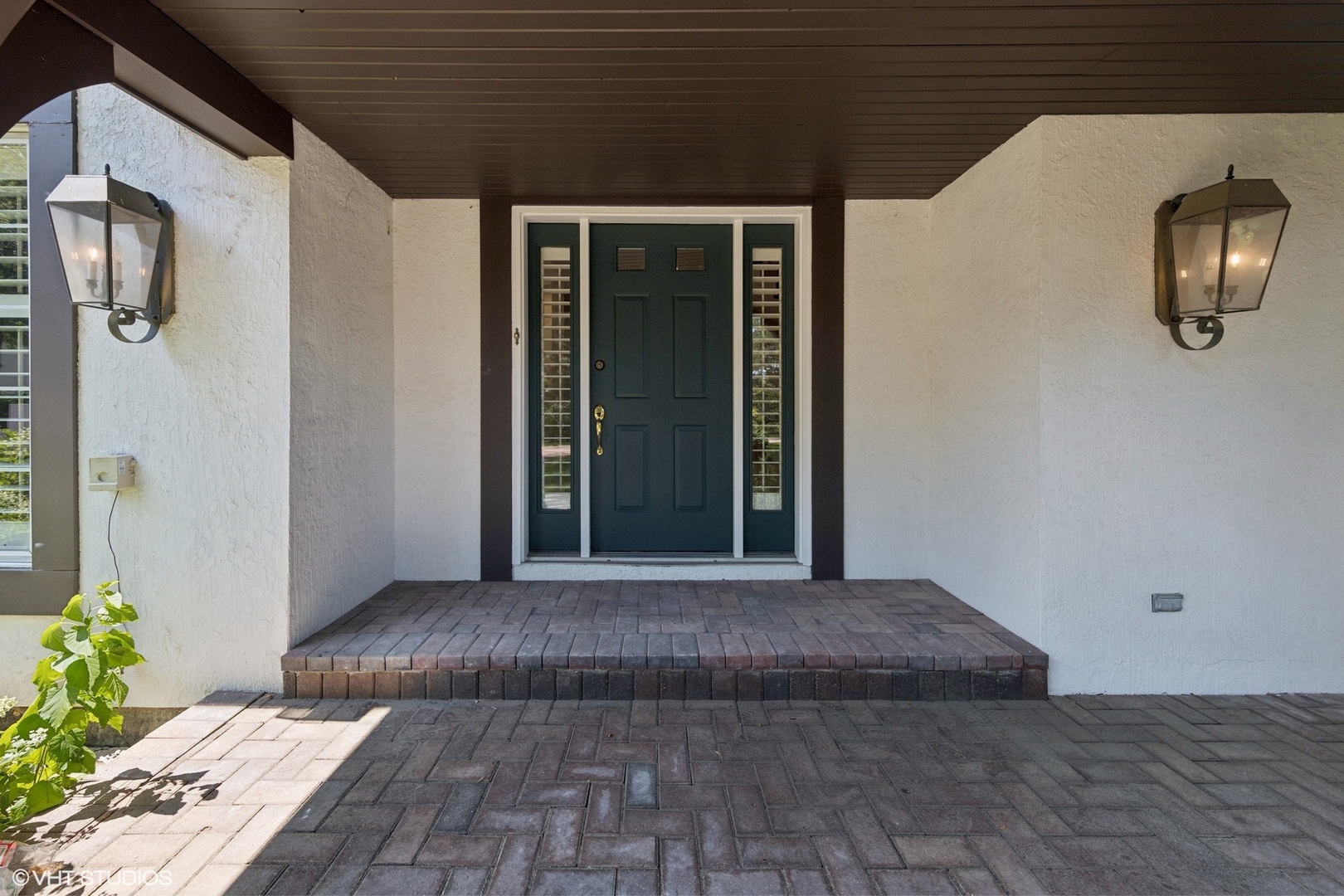 1604 Burr Ridge Club