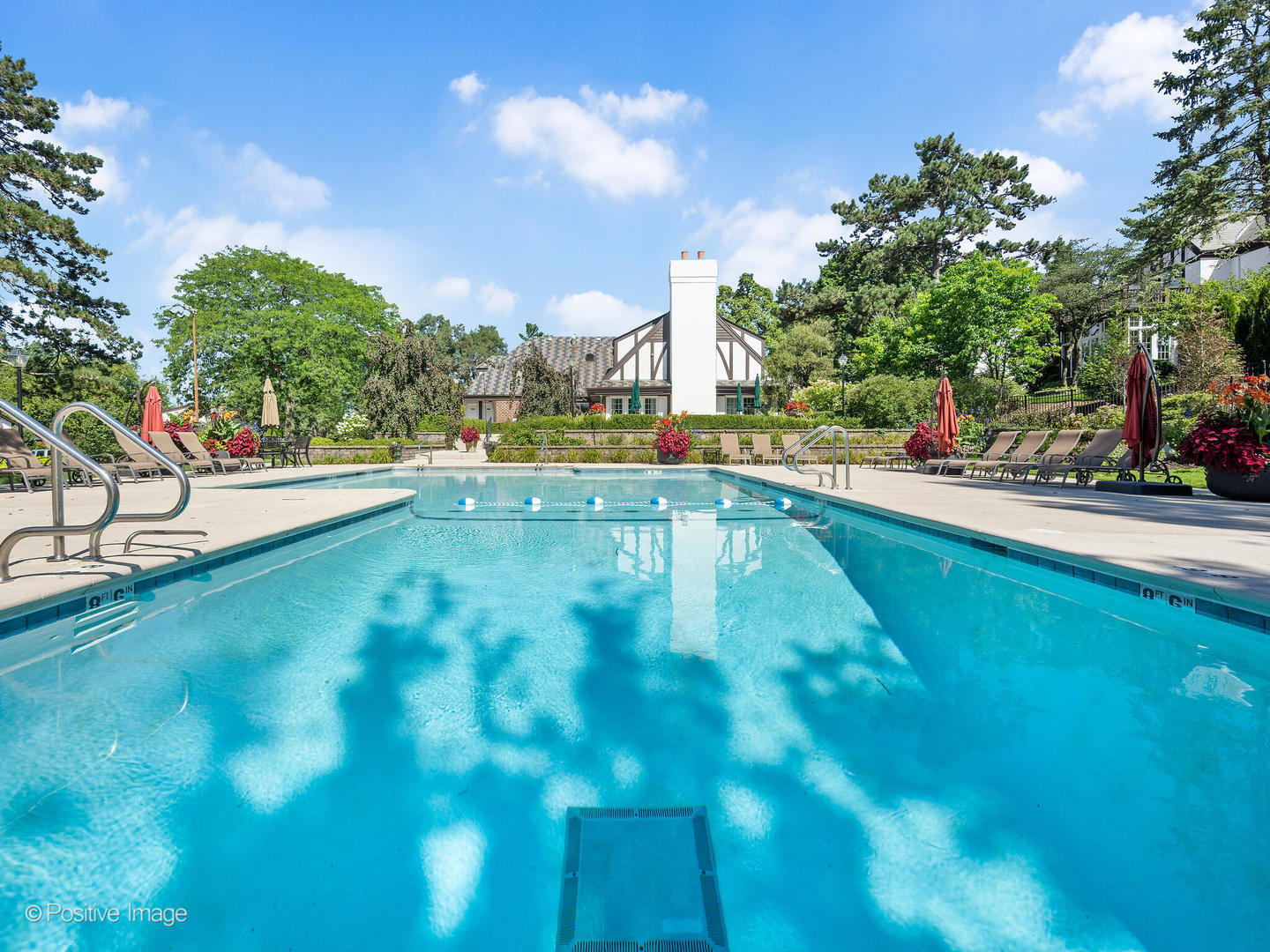 1604 Burr Ridge Club