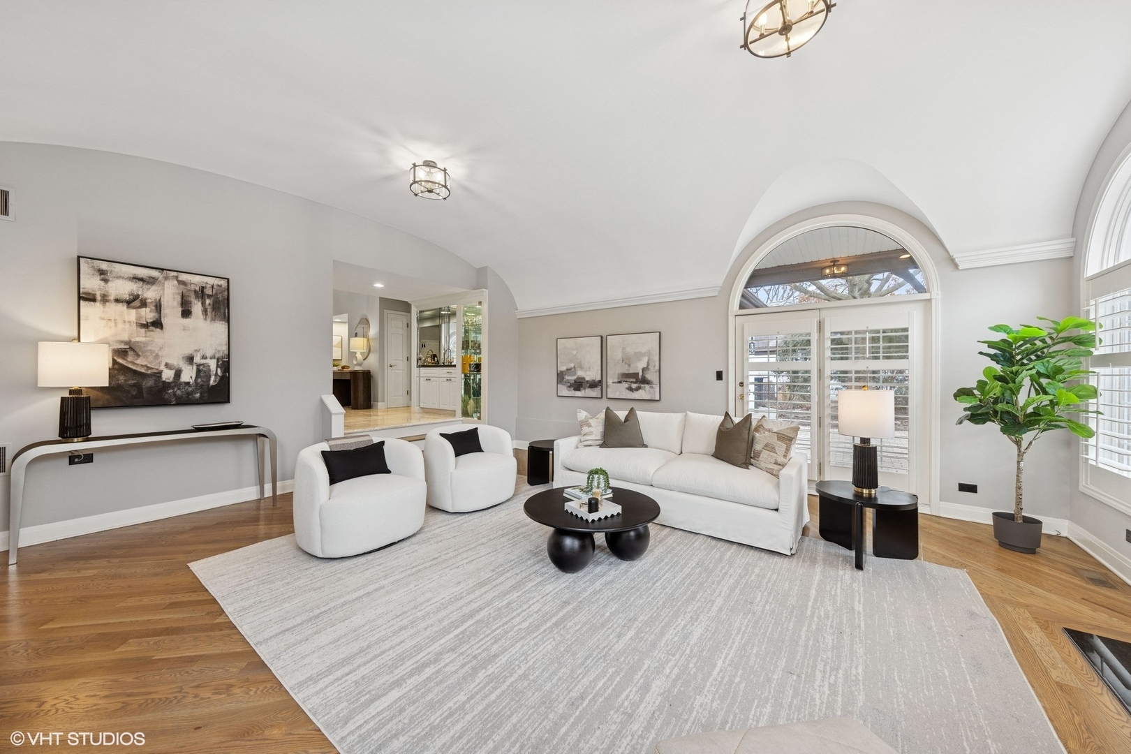 1604 Burr Ridge Club